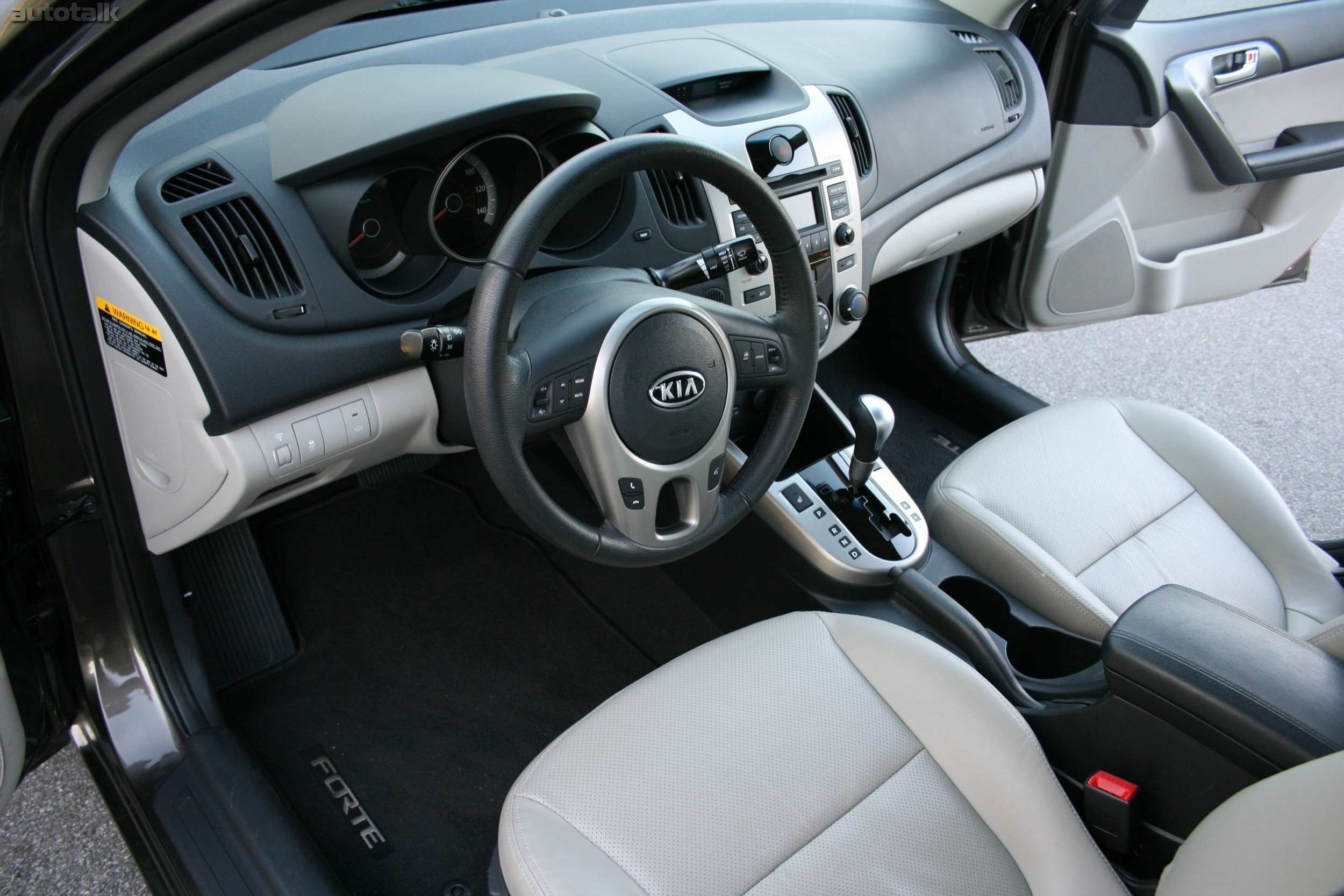 2010 Kia Forte Review