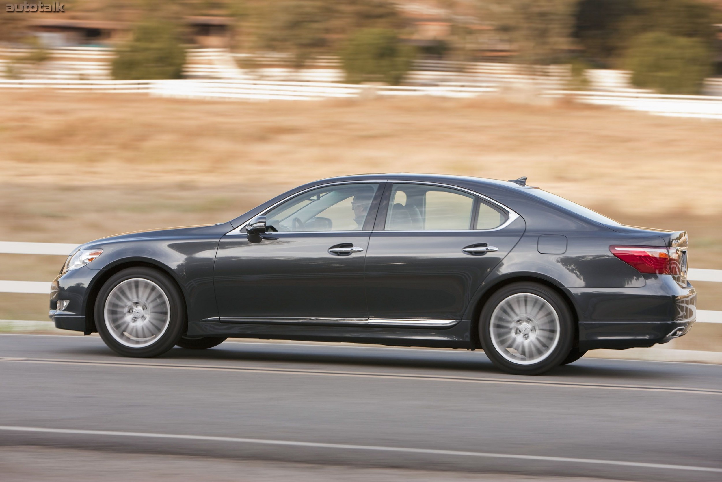 2010 Lexus LS 460 Sport