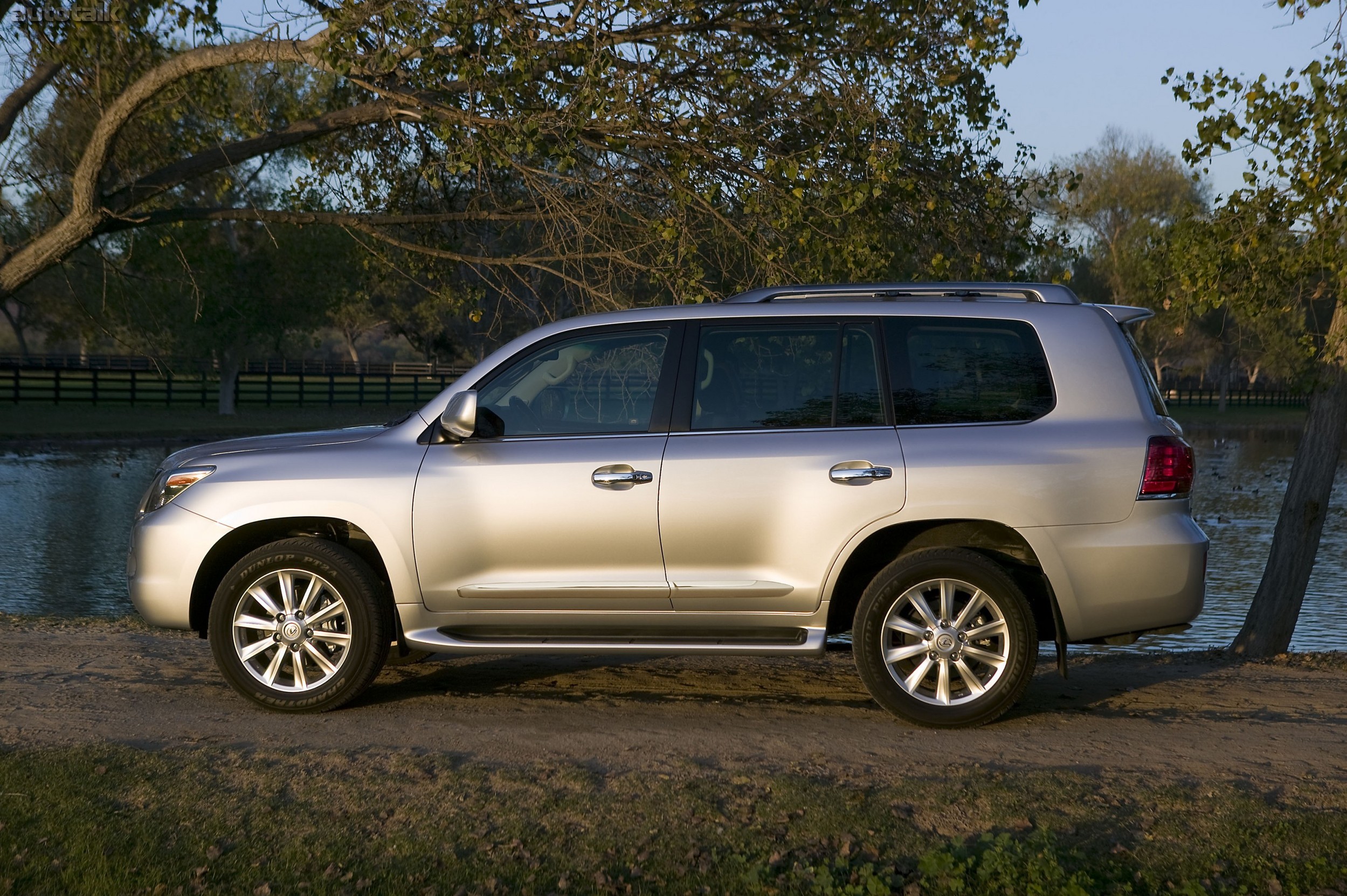 2010 Lexus LX 570