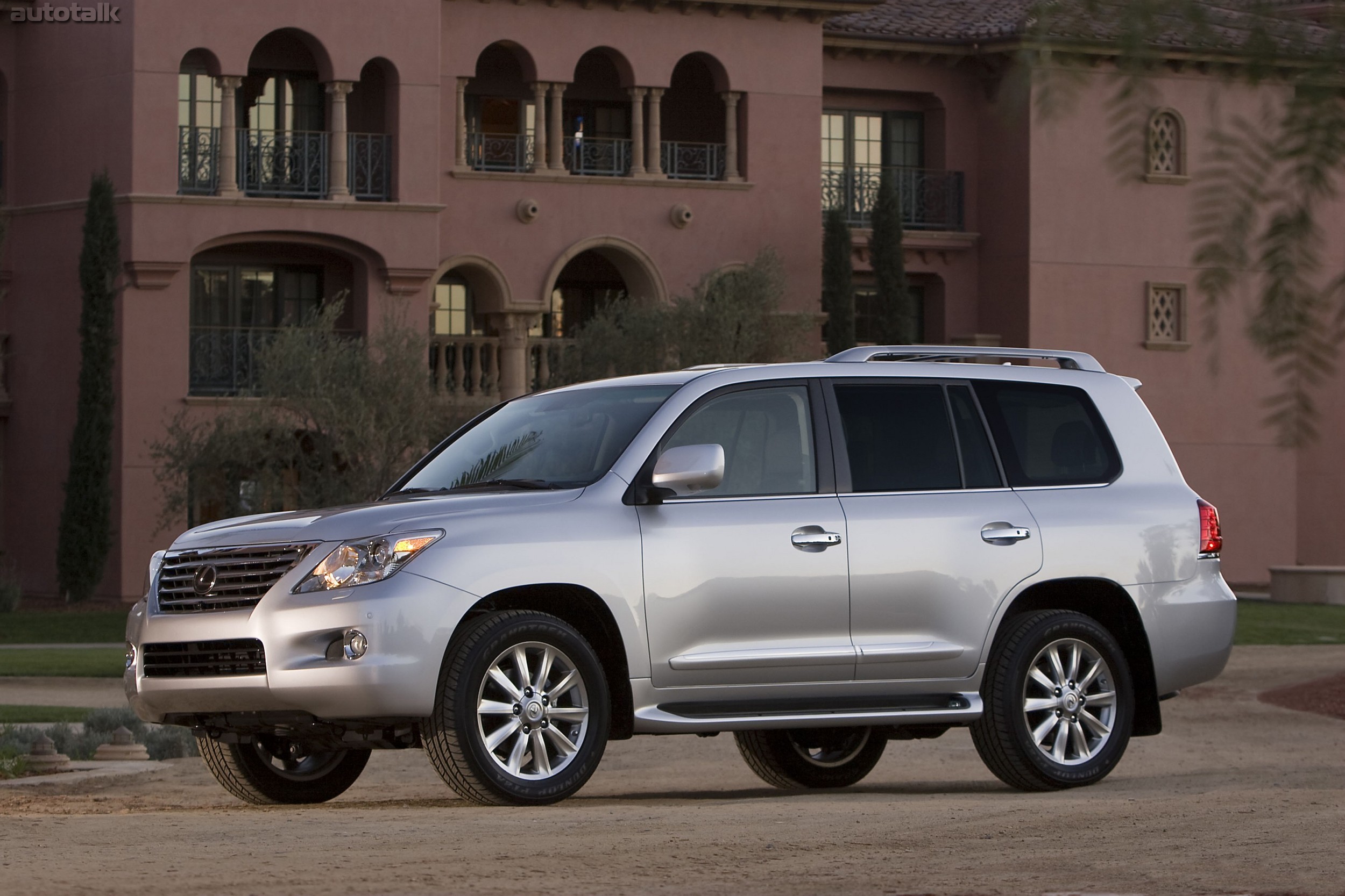 2010 Lexus LX 570