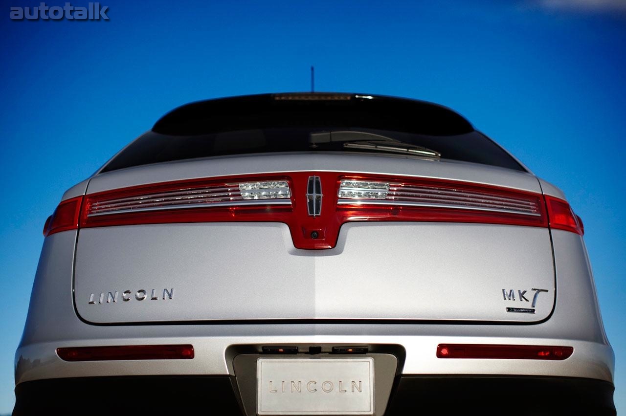 2010 Lincoln MKT