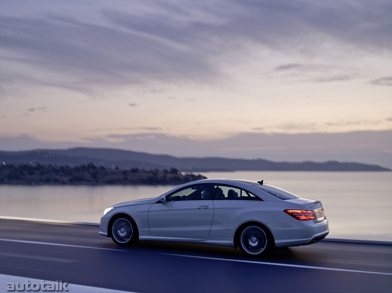 2010 Mercedes-Benz E-Class Coupe