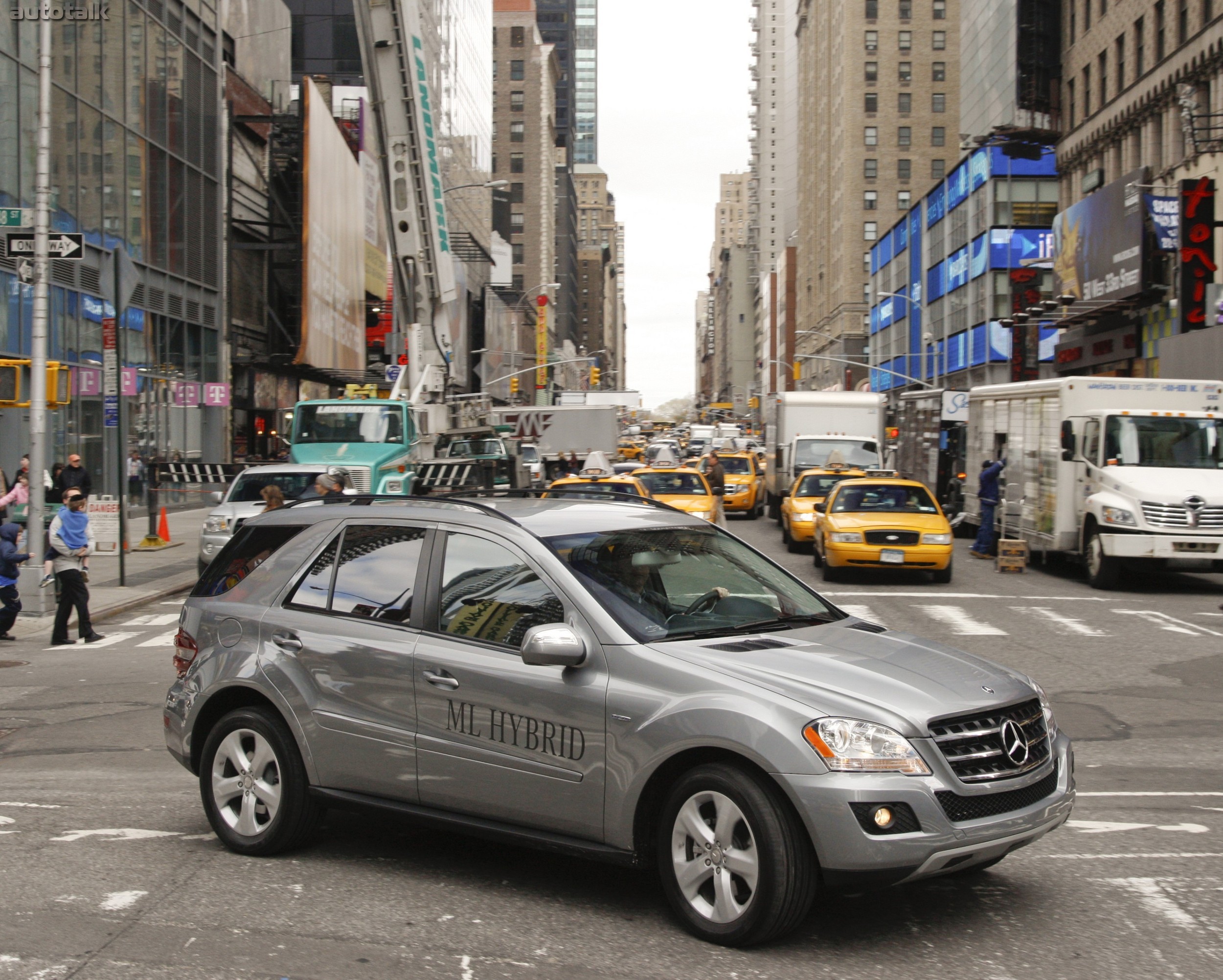 2010 Mercedes-Benz ML450 HYBRID