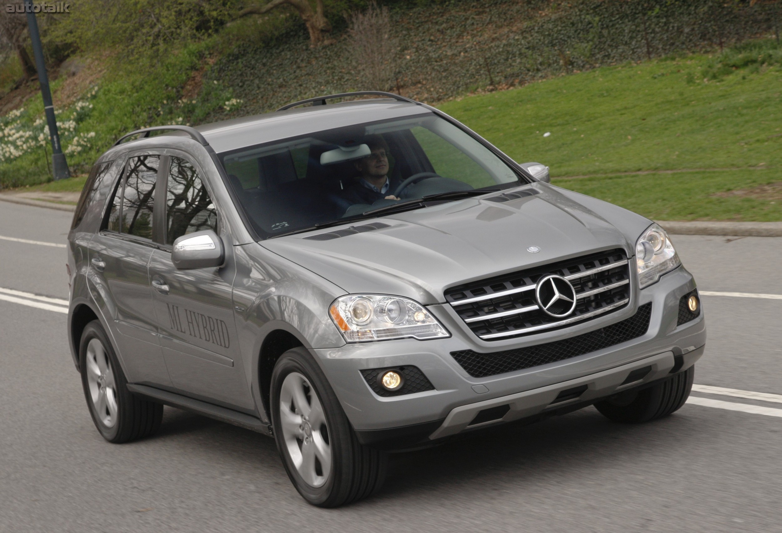 2010 Mercedes-Benz ML450 HYBRID