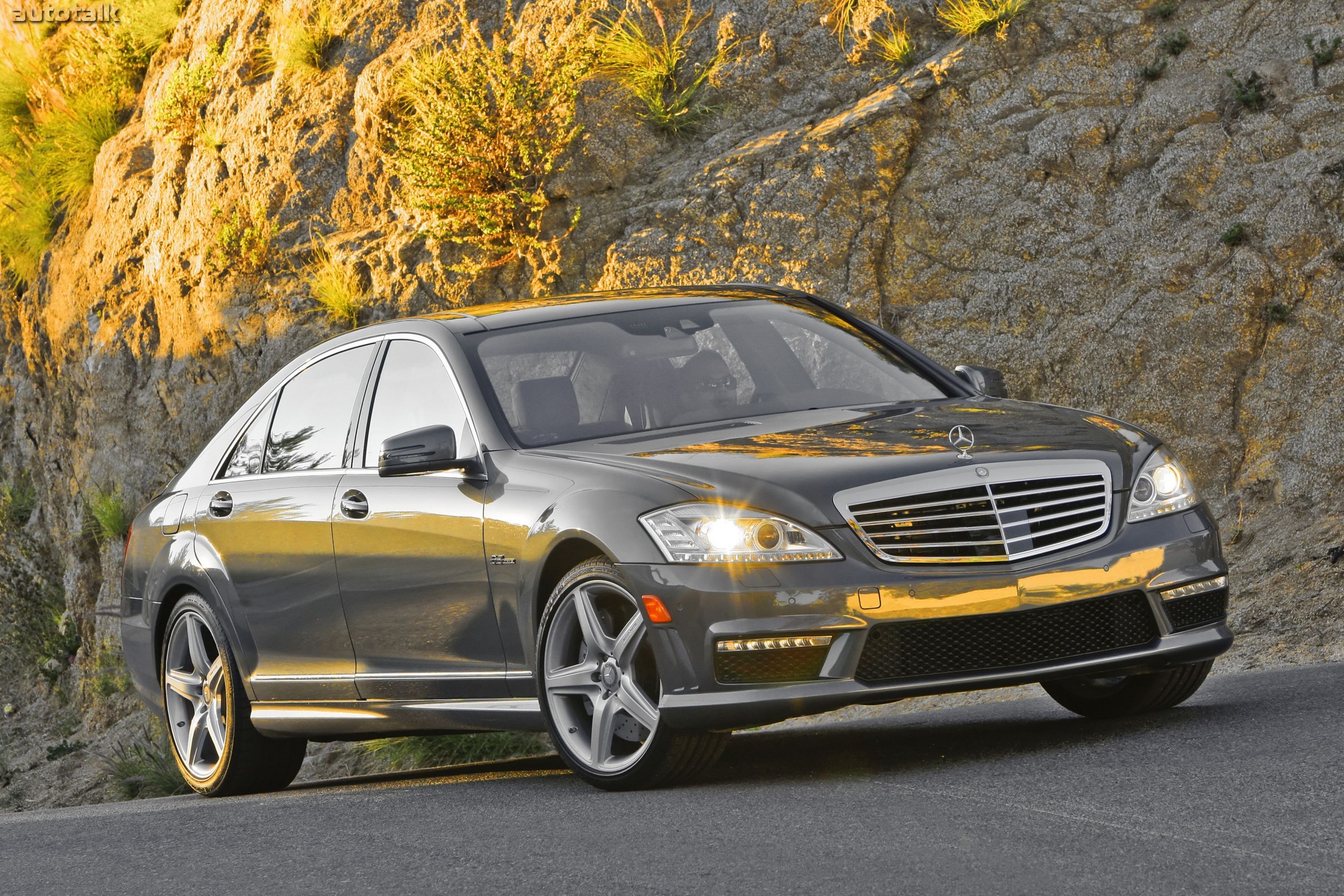 2010 Mercedes-Benz S63 AMG