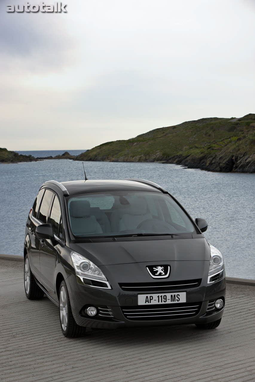 2010 Peugeot 5008