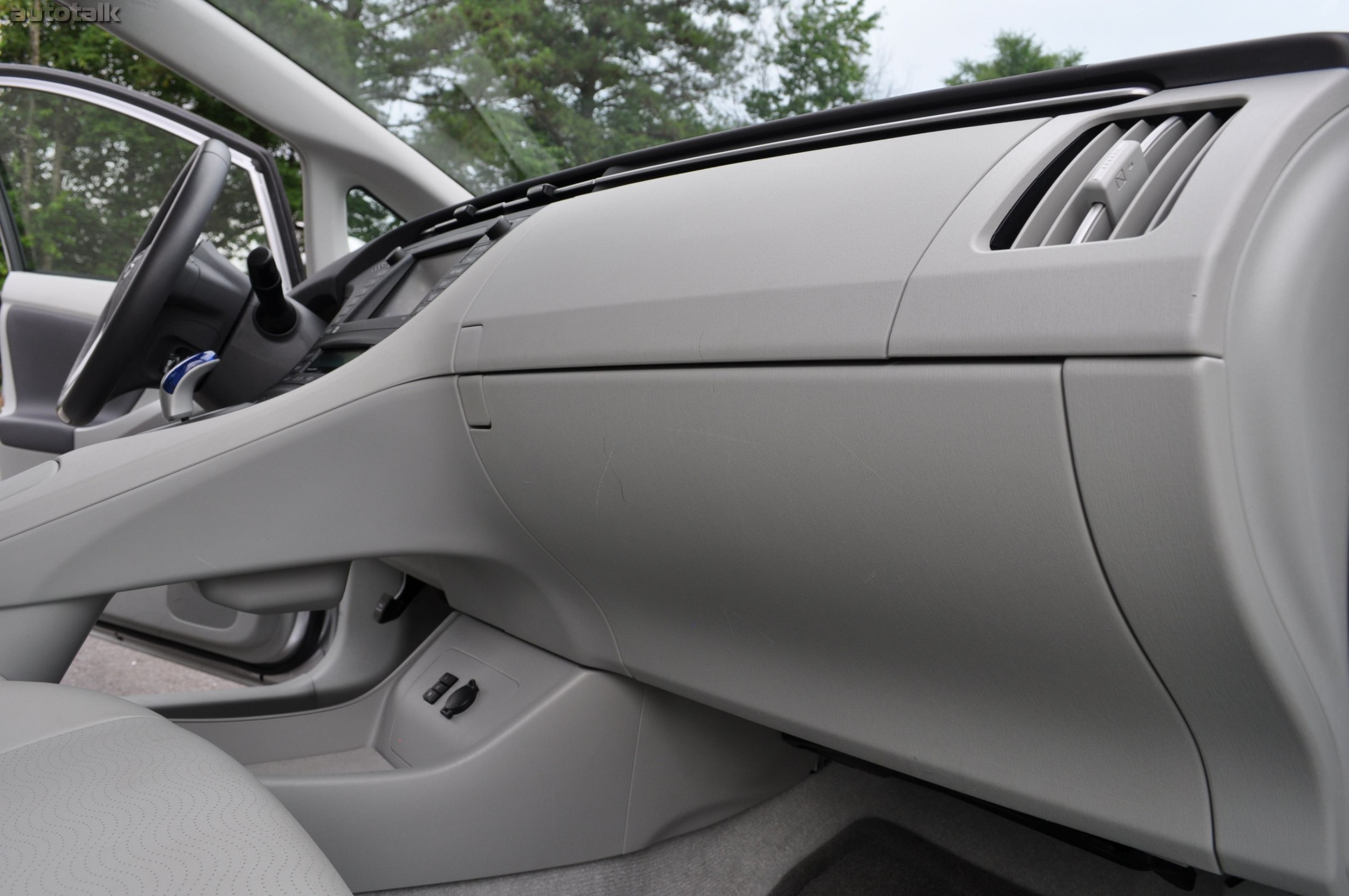 2010 Toyota Prius Review