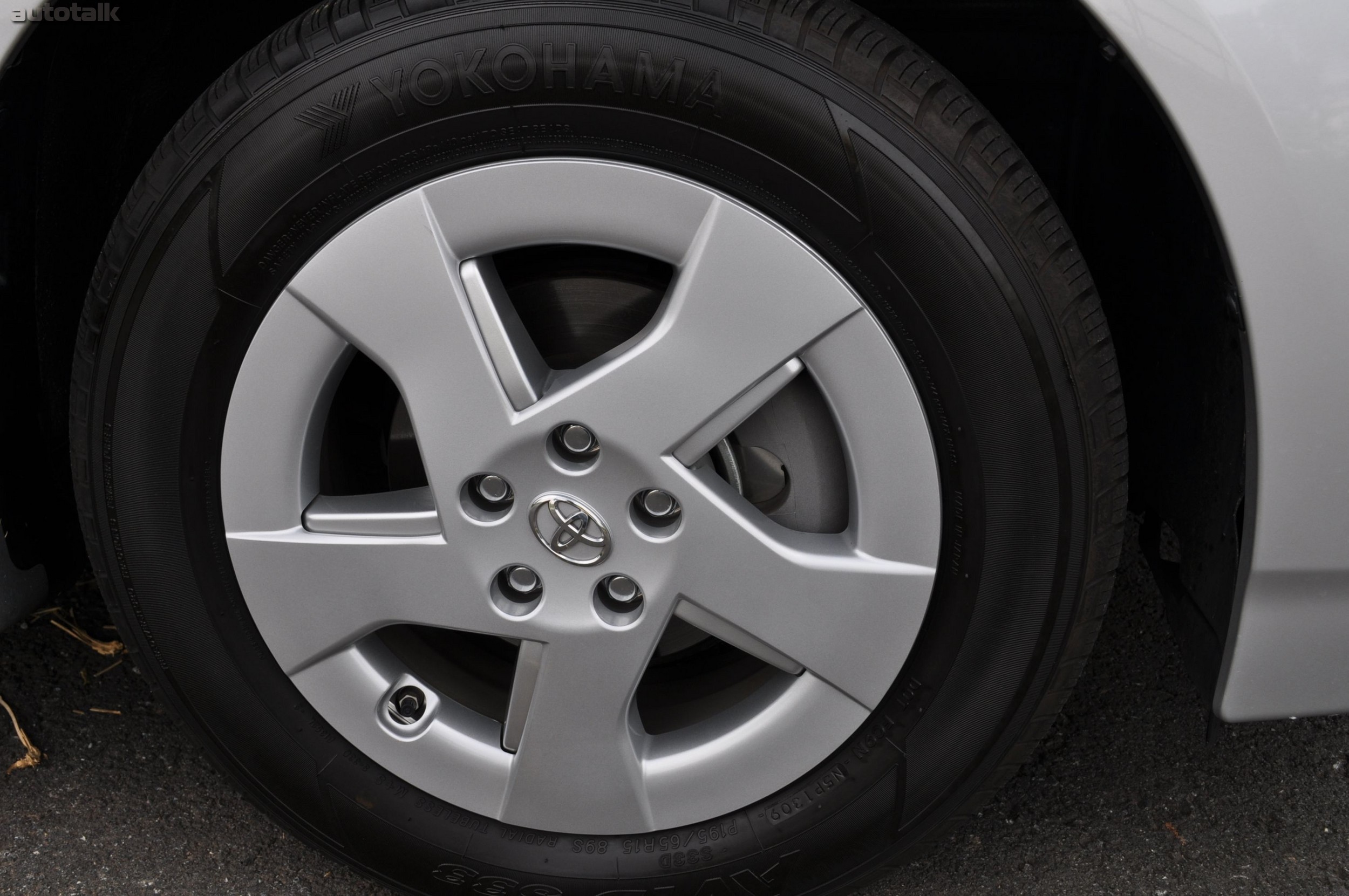 2010 Toyota Prius Review