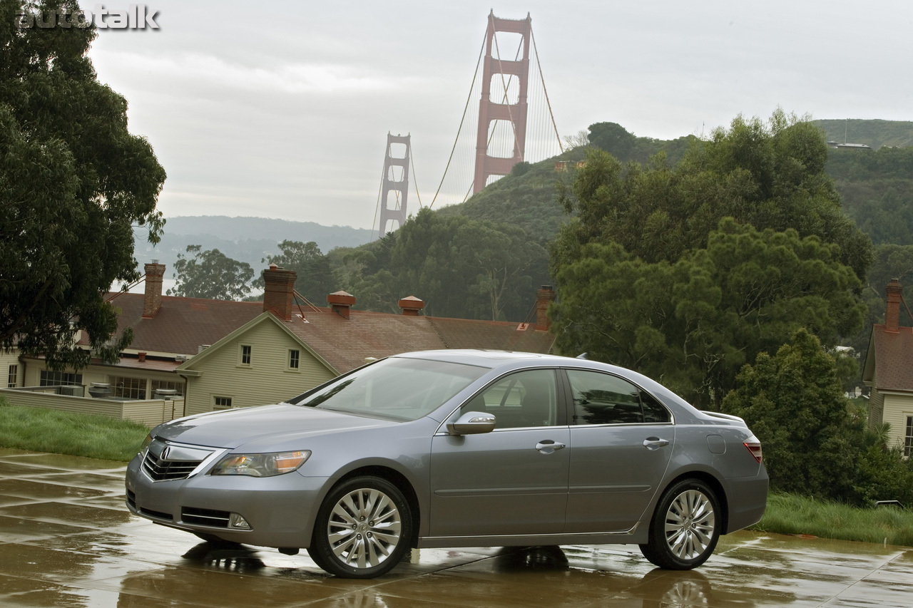 2011 Acura RL