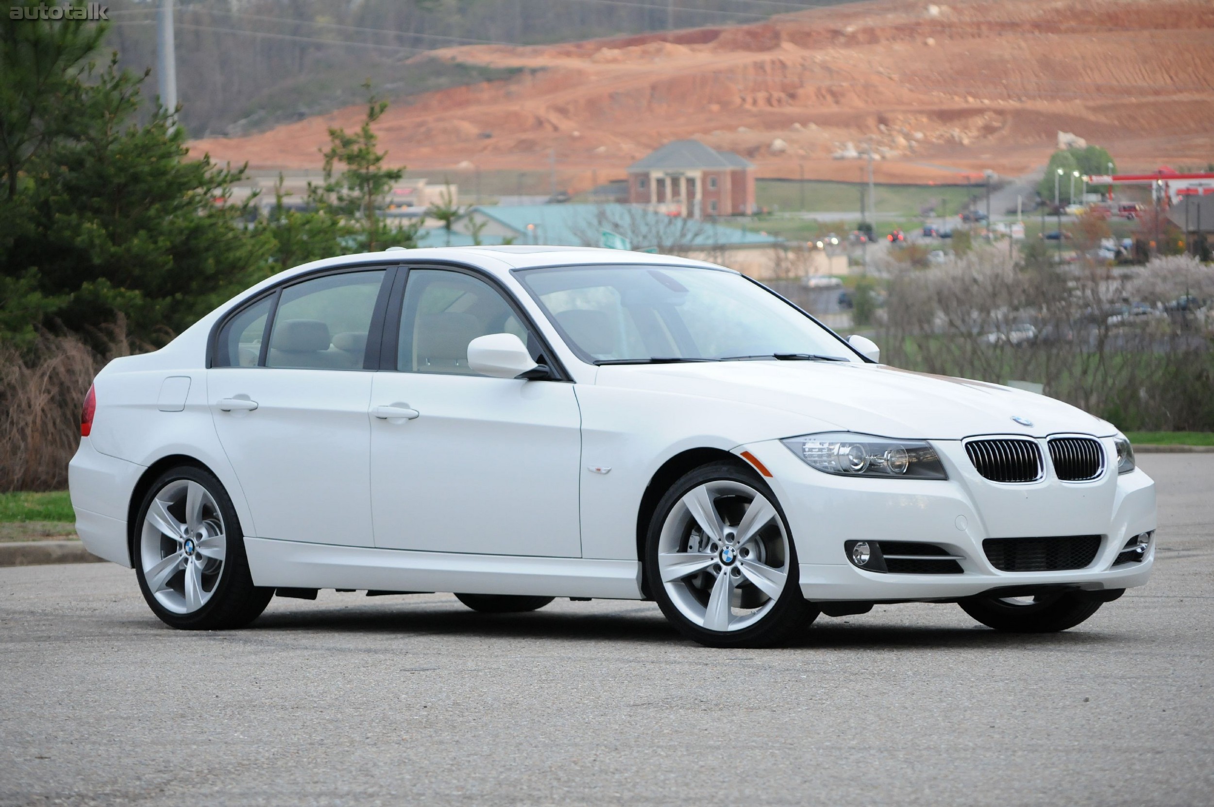 2011 BMW 335i Review