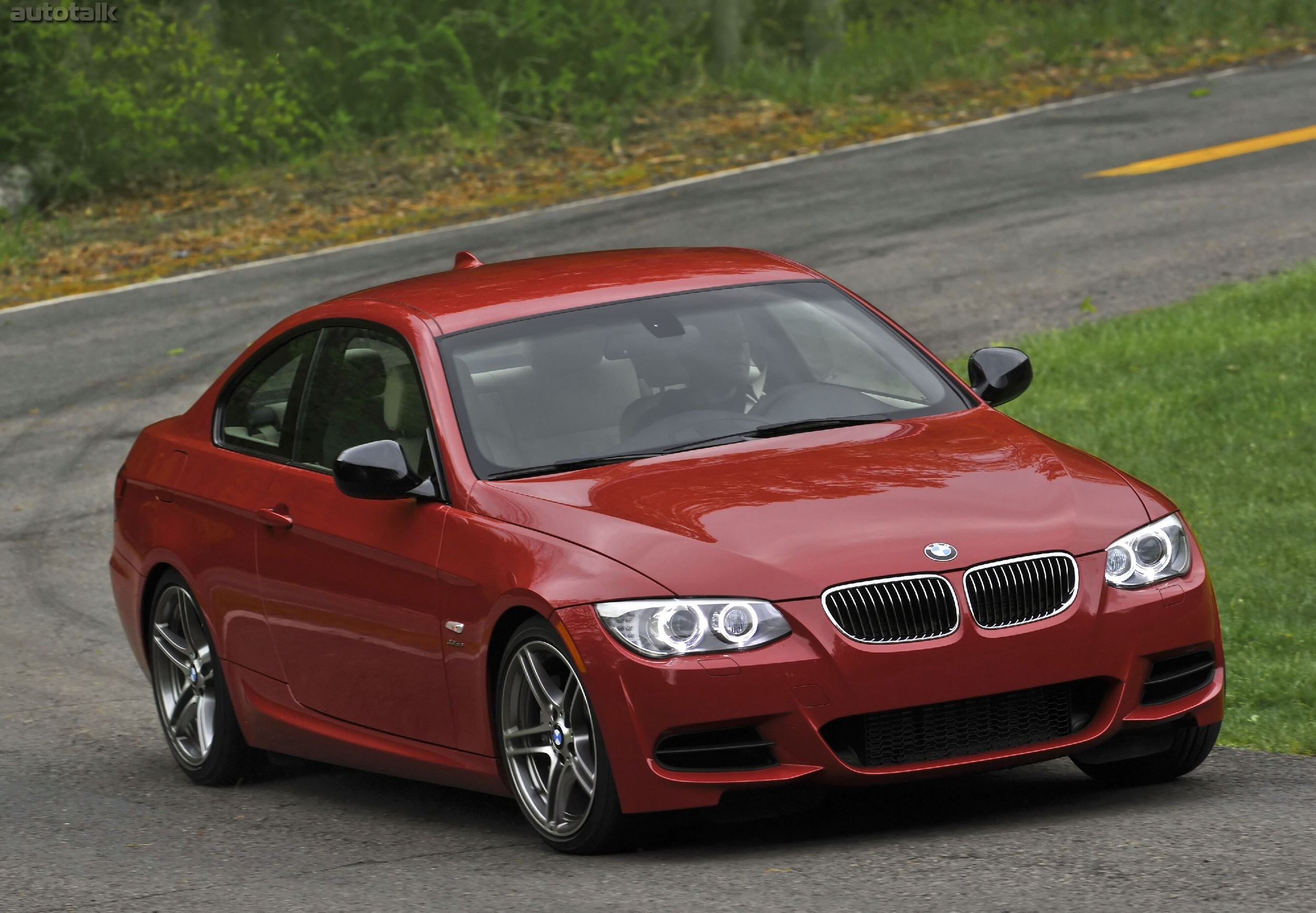 Бмв 3 года. BMW 3 2011. БМВ 3 серии 2011. BMW 3m Series 2011. BMW 3 серия 2011.