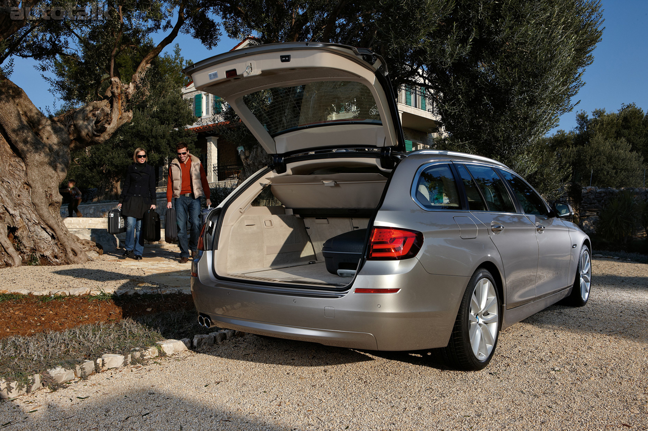 2011 BMW 5 Series Sport Wagon