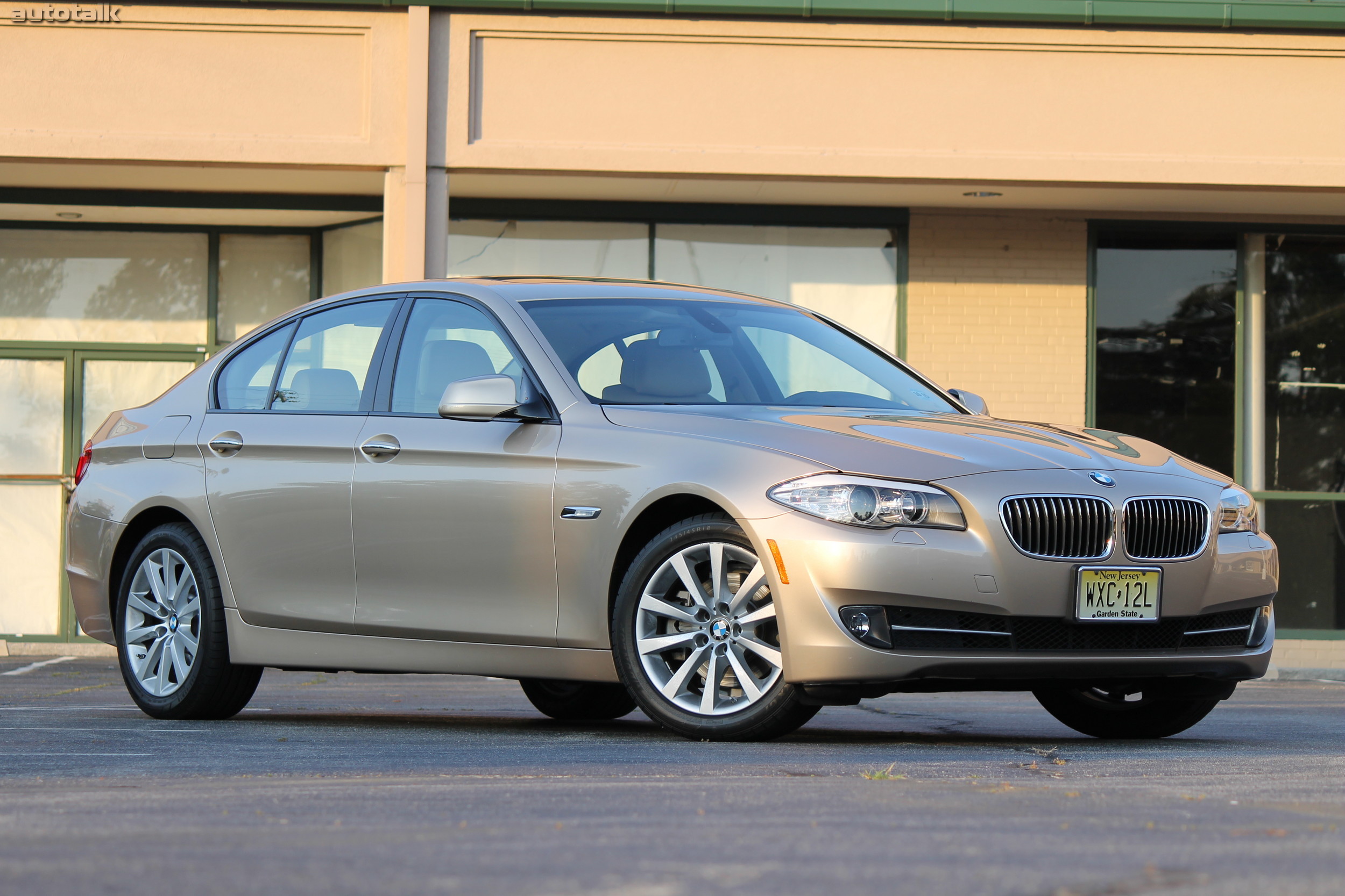 2011 BMW 528i Review