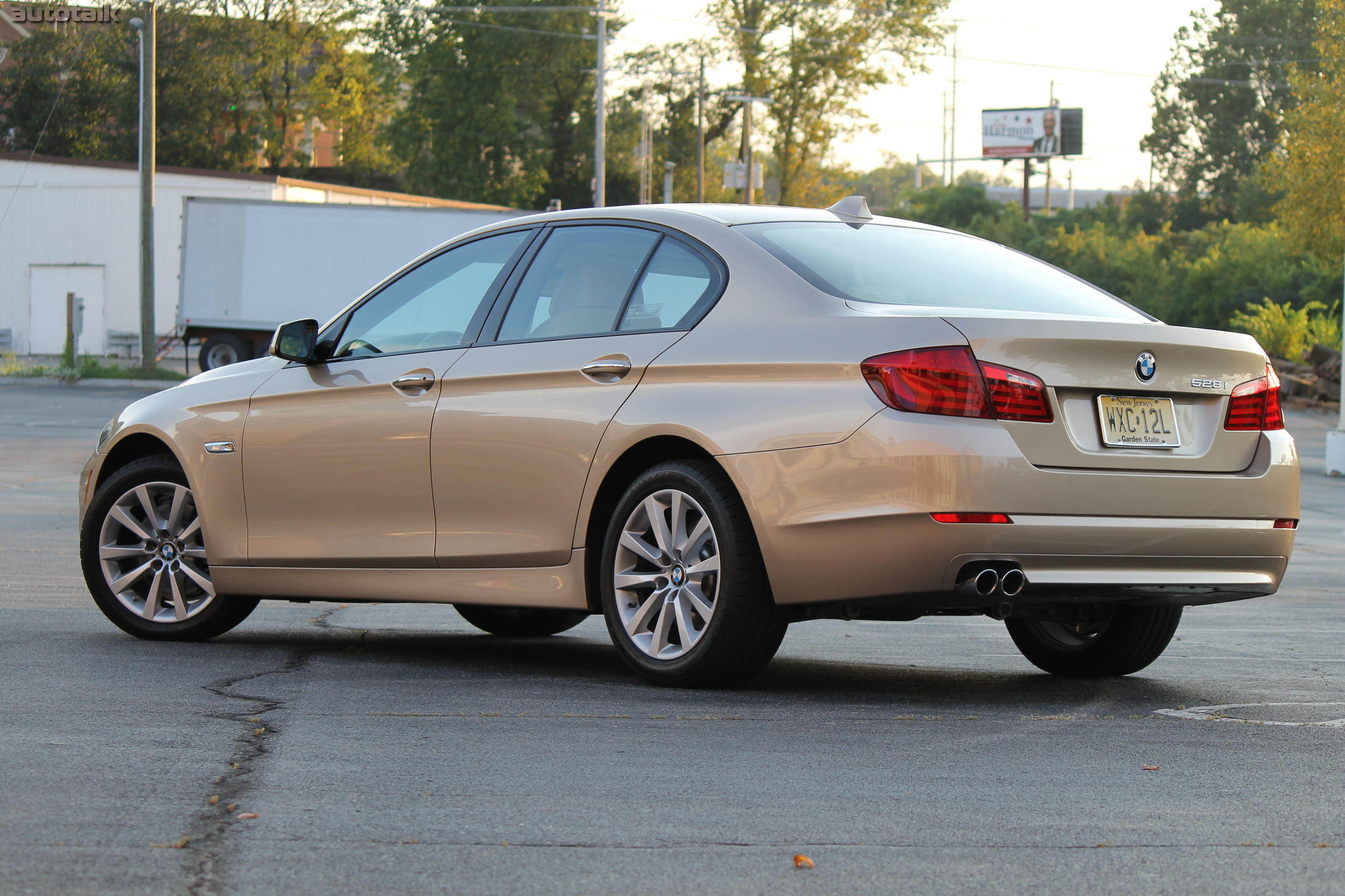 2011 BMW 528i Review