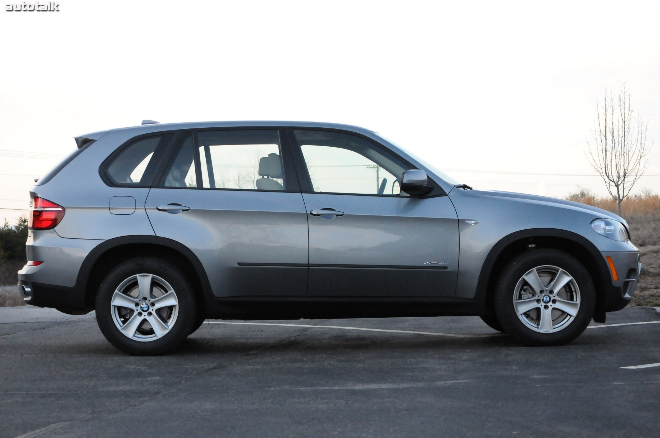 2011 BMW X5 Review