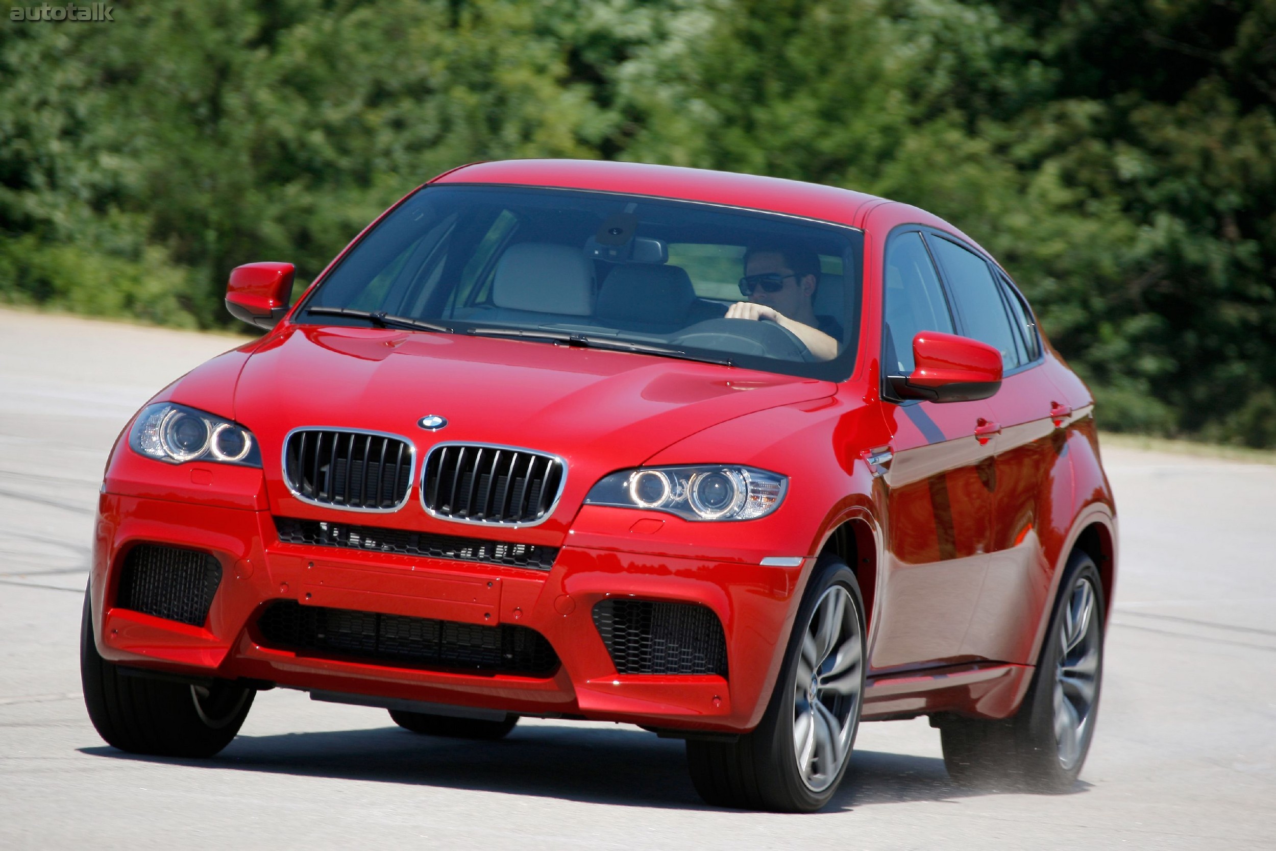 2011 BMW X6 M