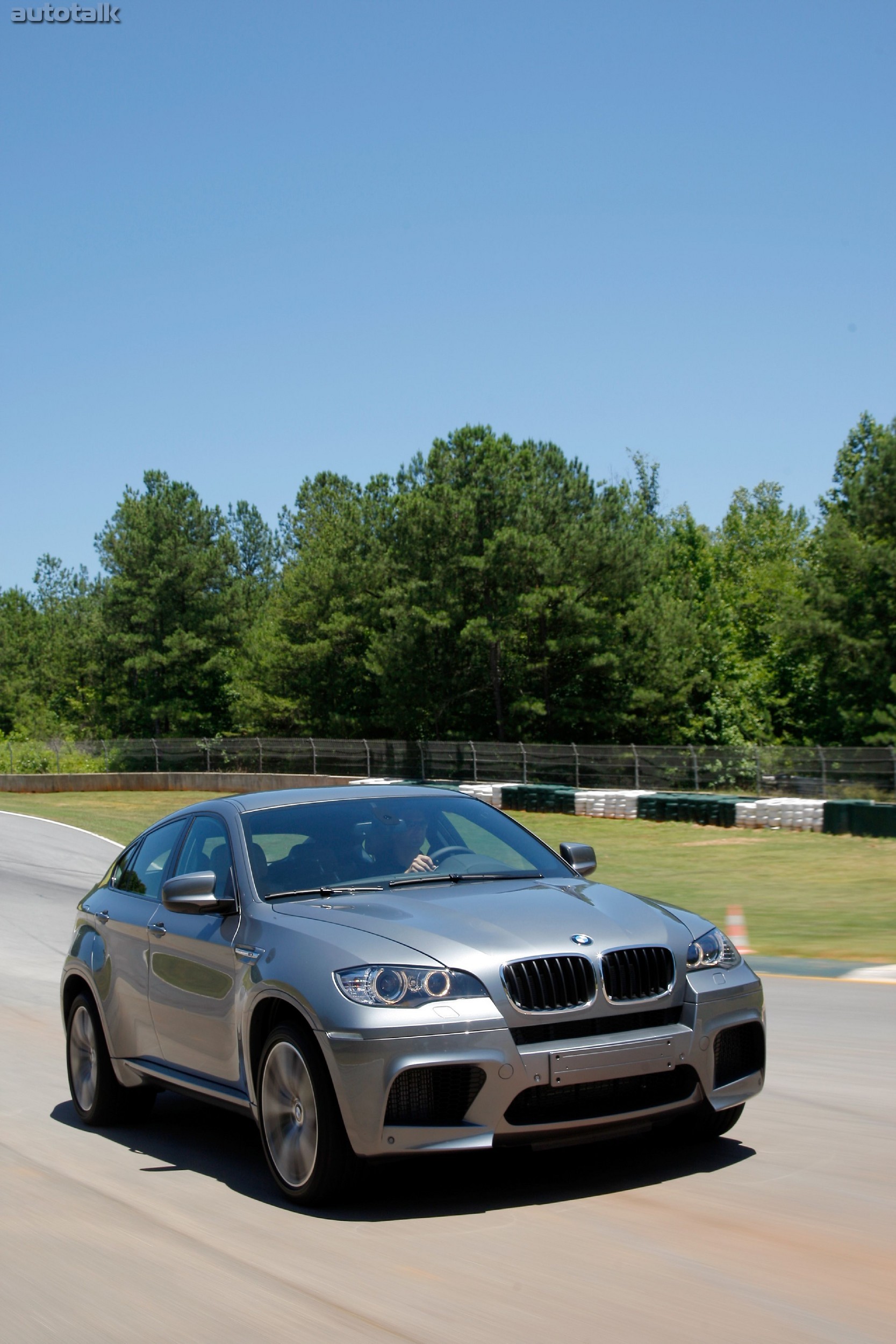 2011 BMW X6 M