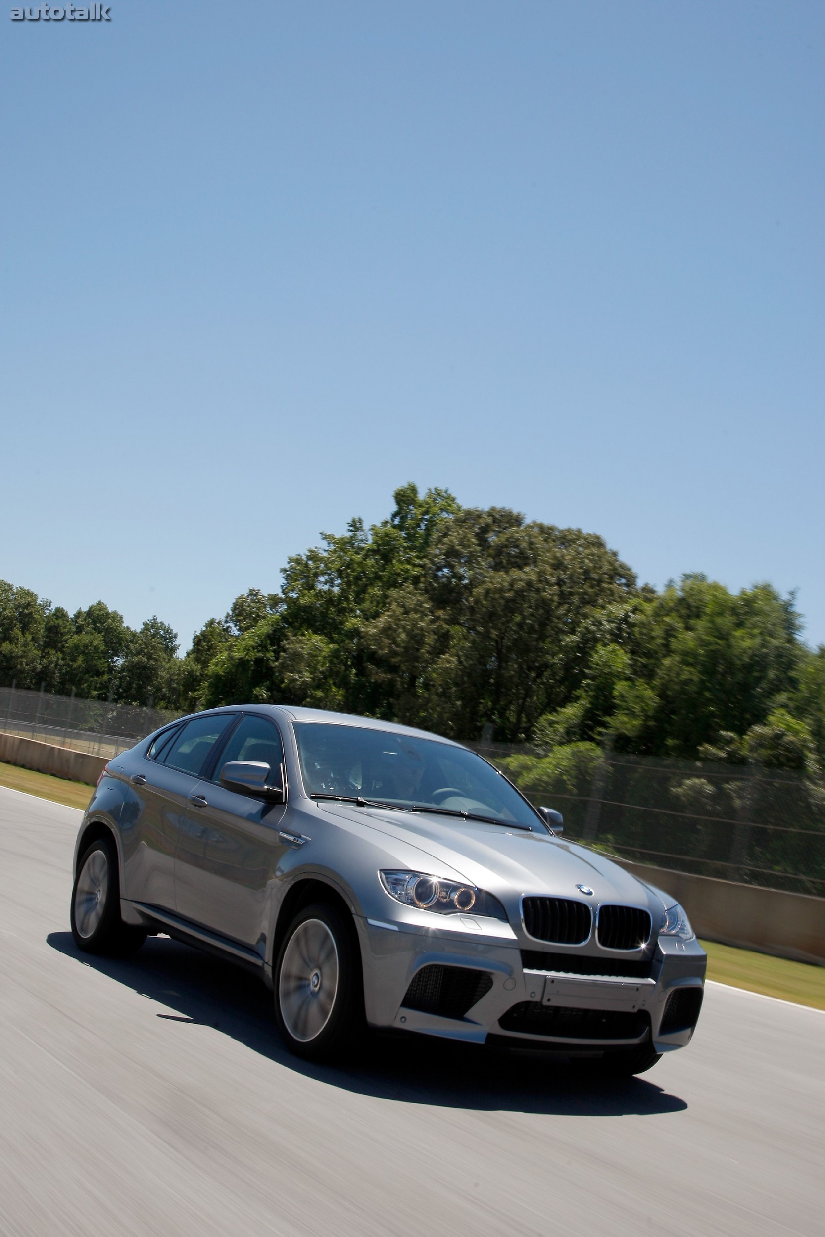 2011 BMW X6 M