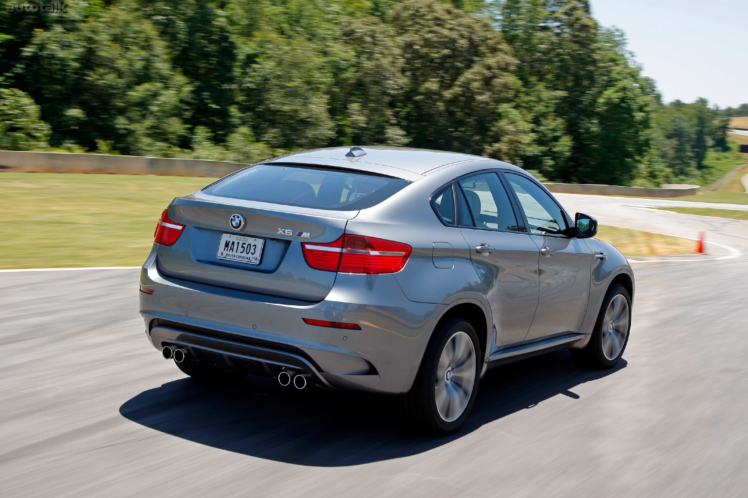 2011 BMW X6 M