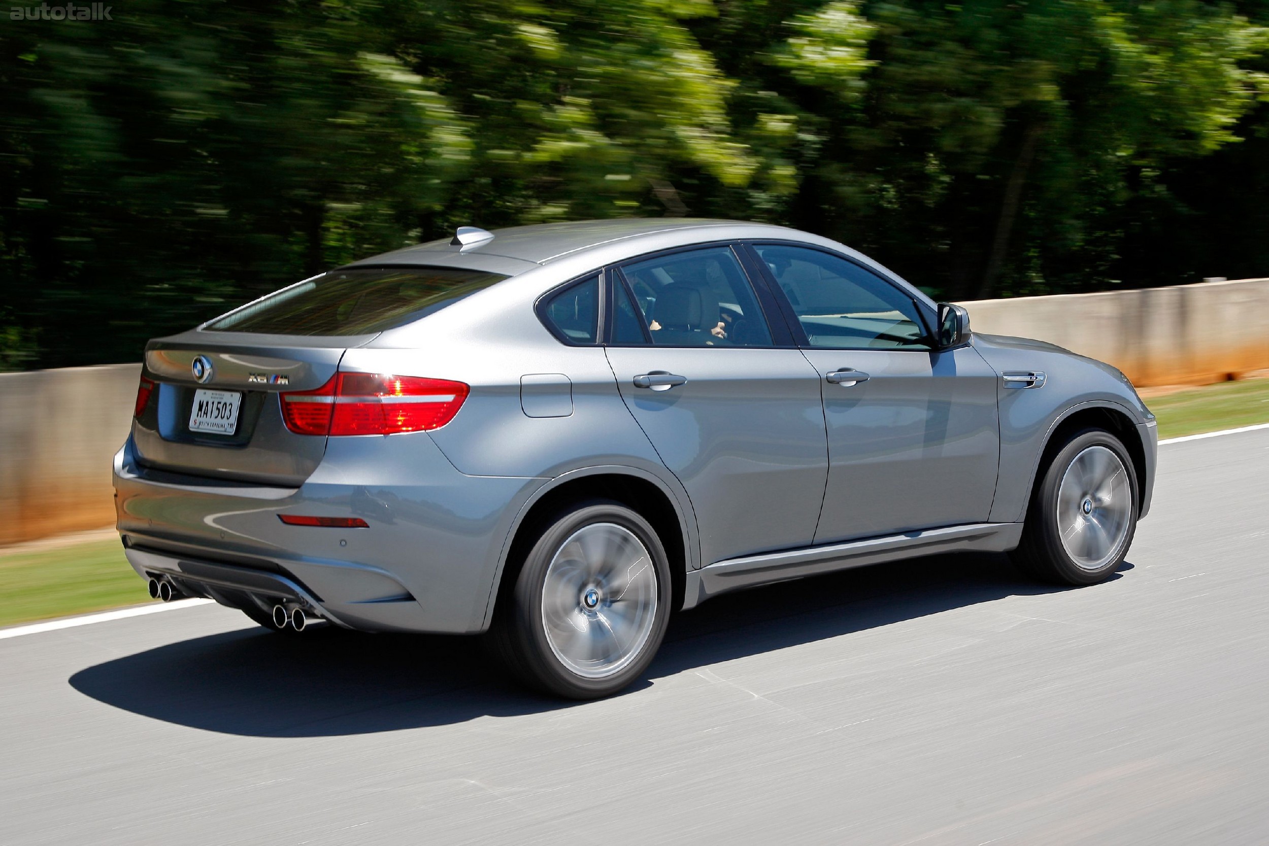 2011 BMW X6 M