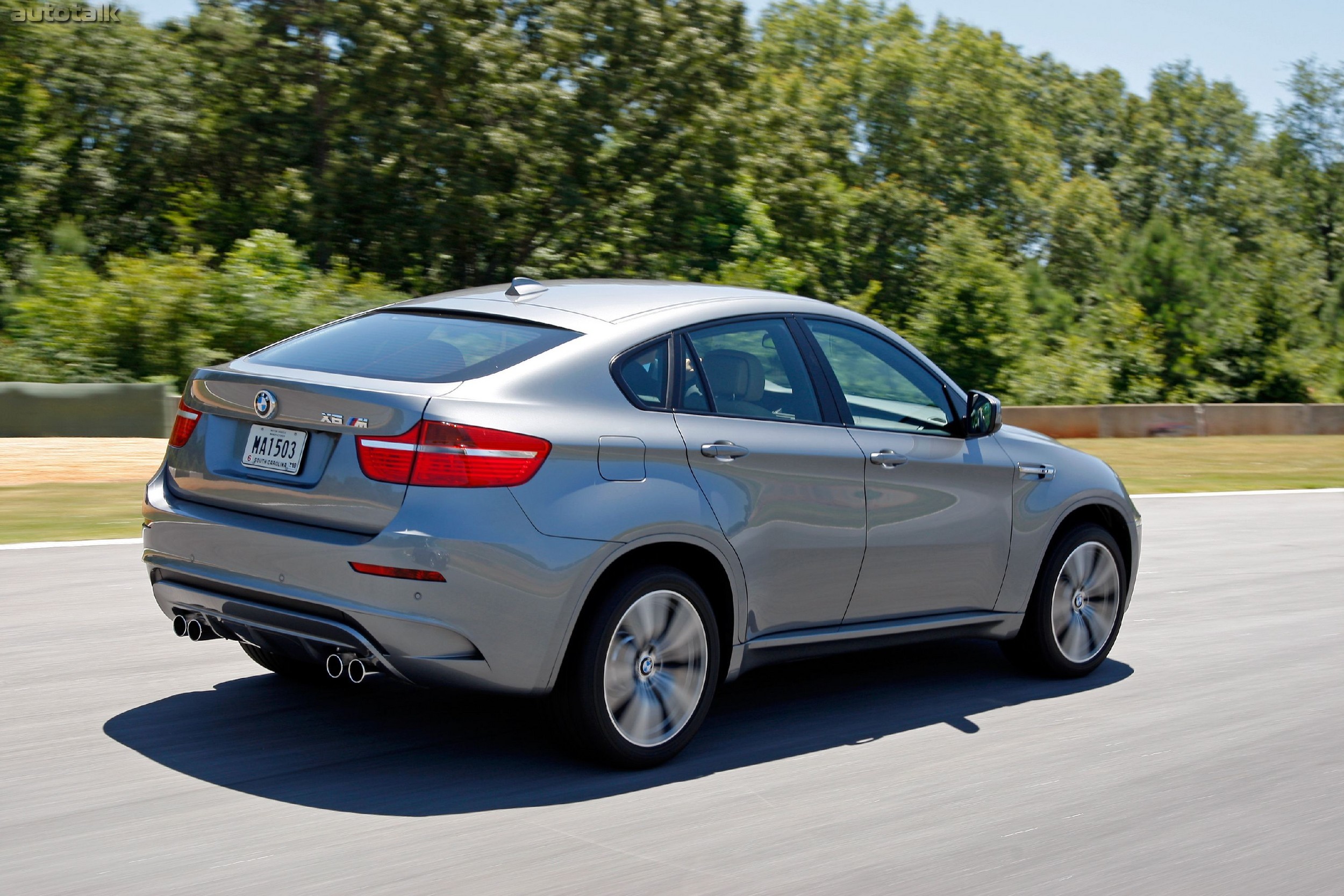 2011 BMW X6 M