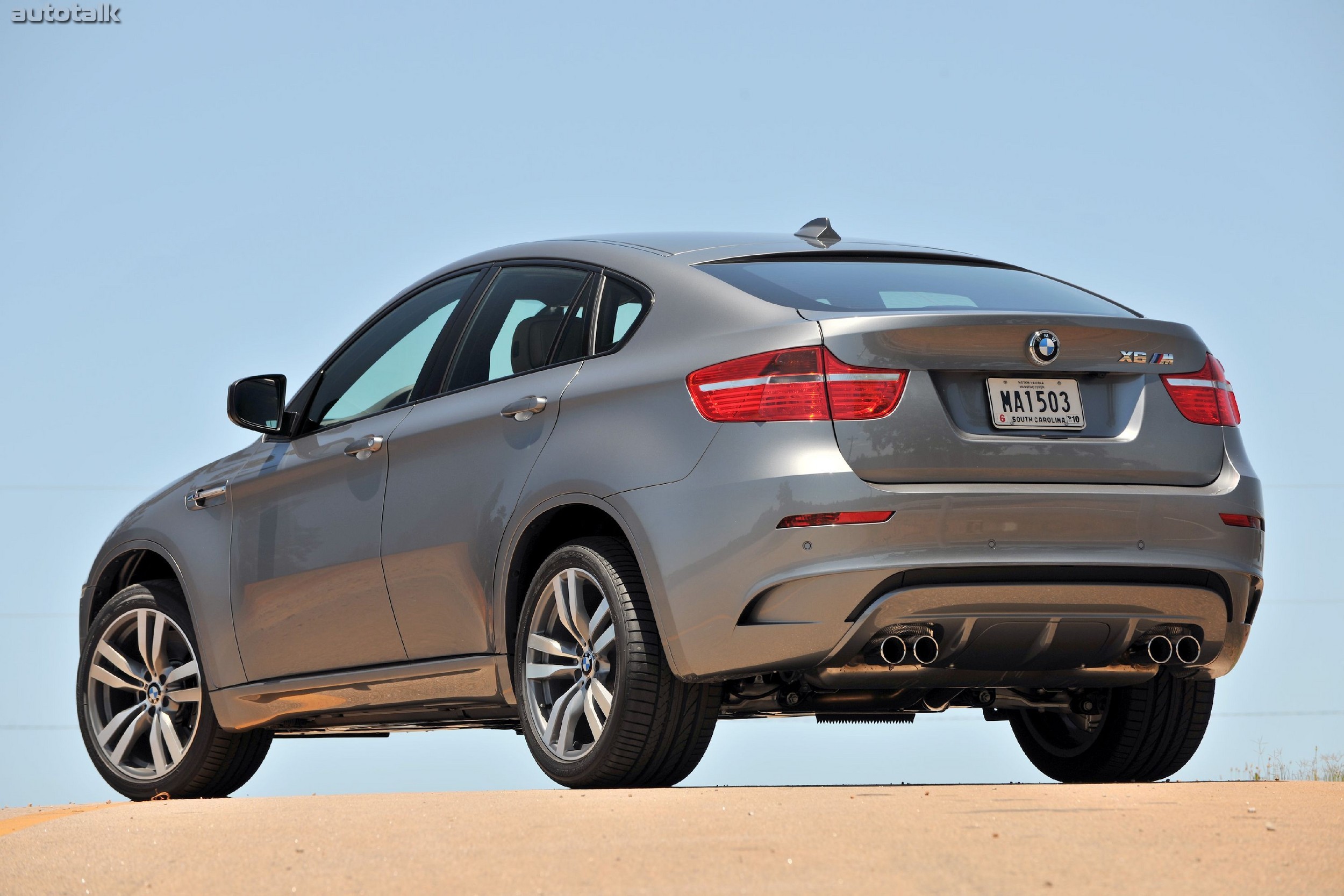 2011 BMW X6 M