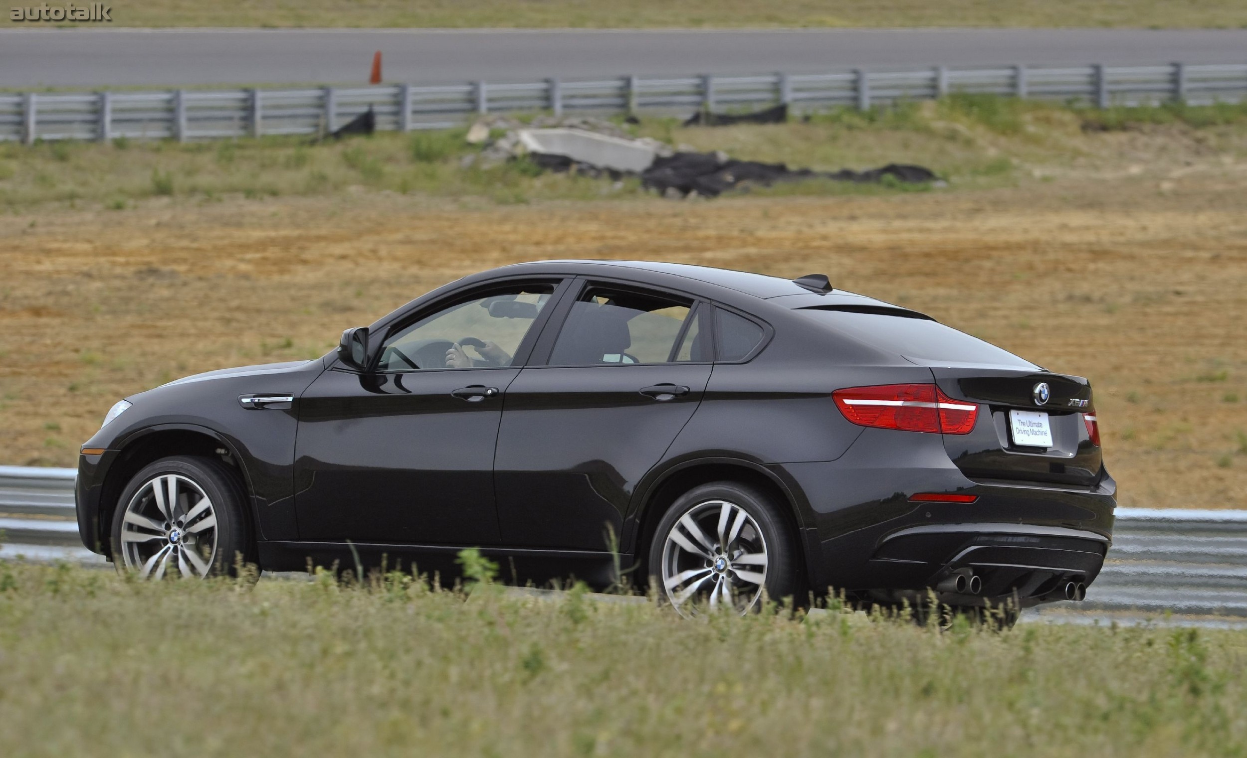 2011 BMW X6 M