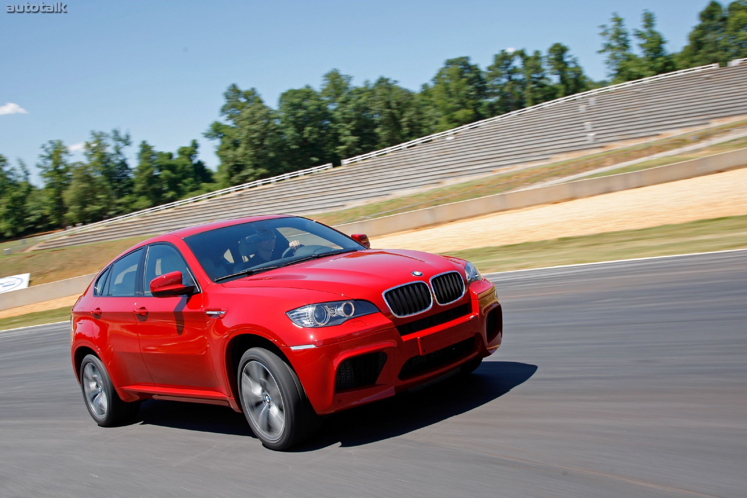 2011 BMW X6 M