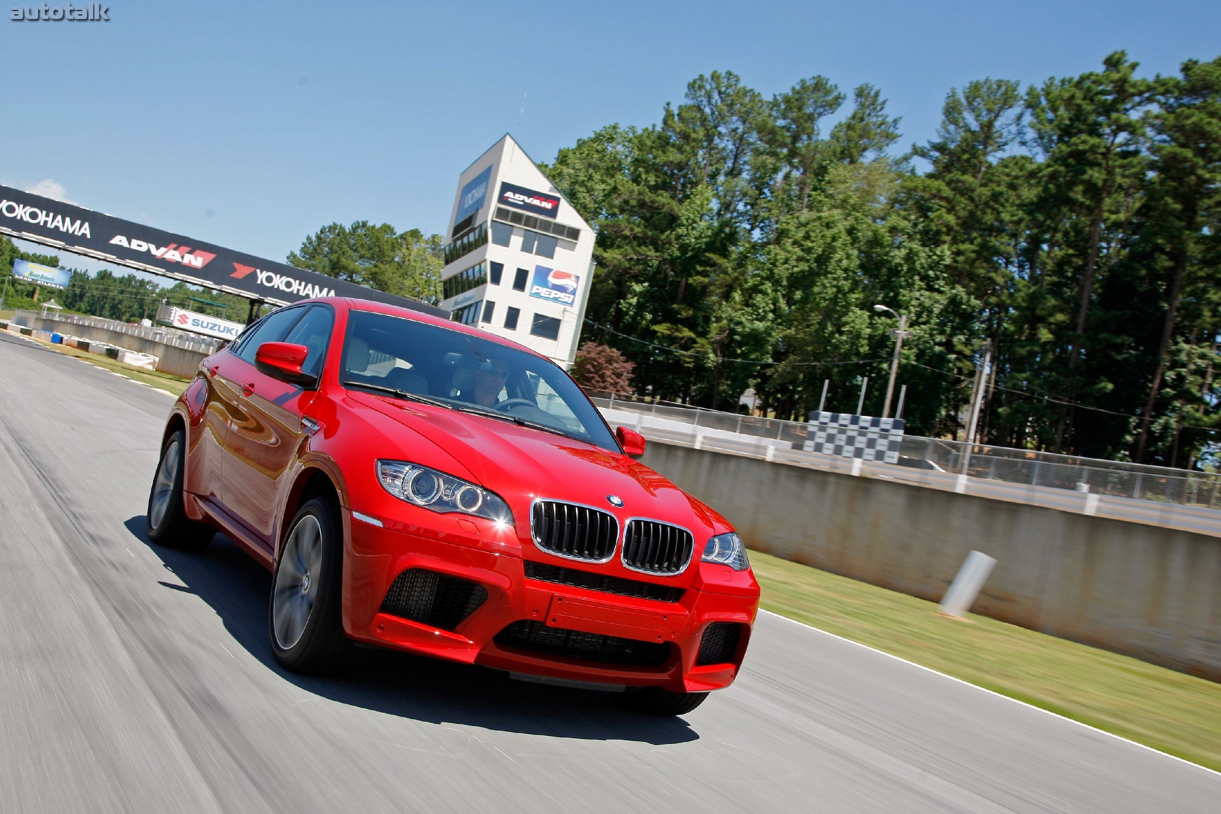 2011 BMW X6 M