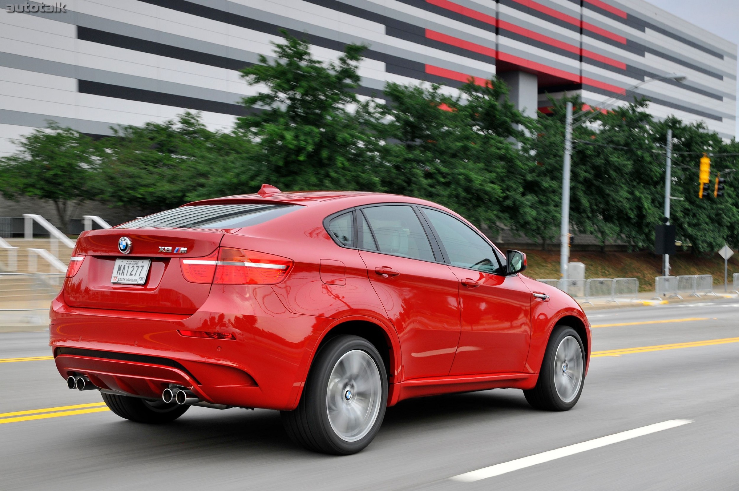 2011 BMW X6 M