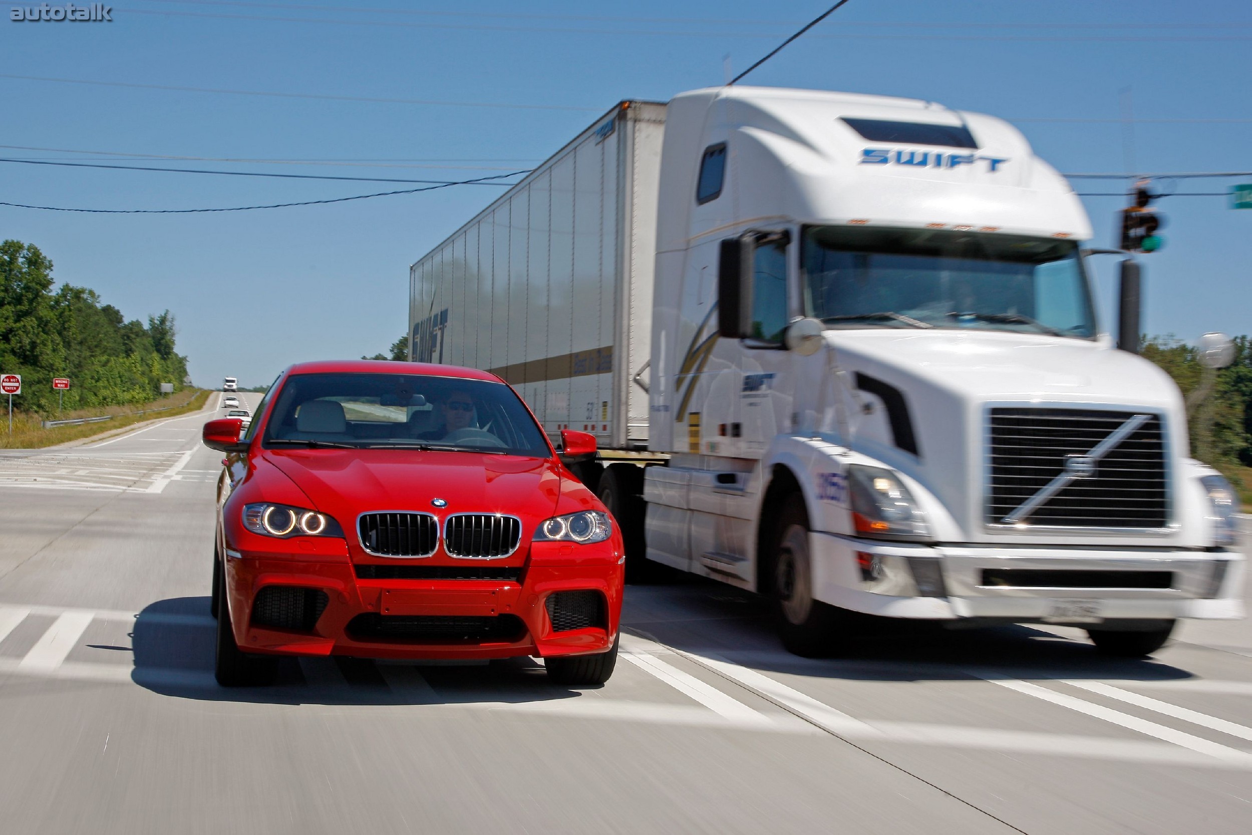 2011 BMW X6 M