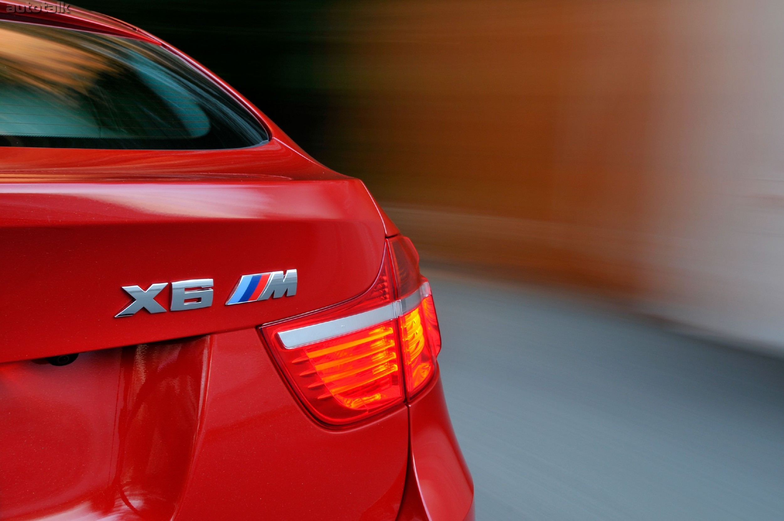 2011 BMW X6 M