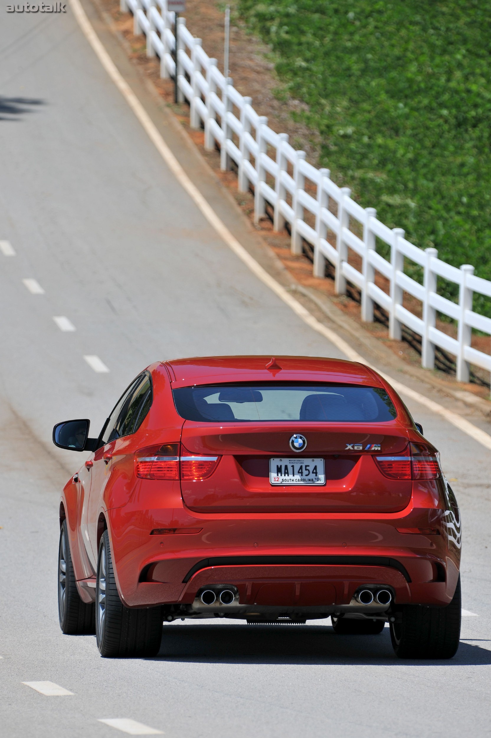 2011 BMW X6 M