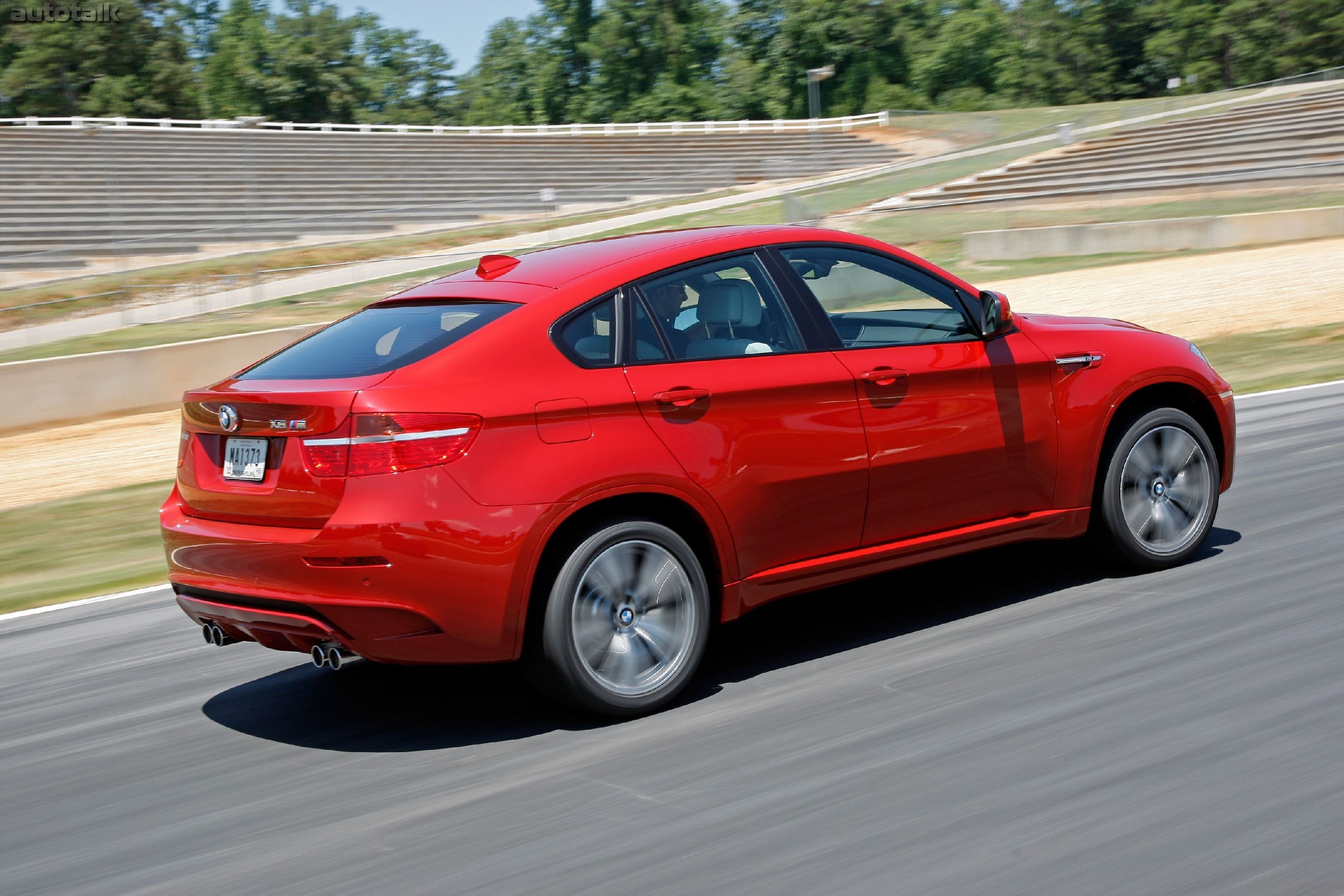 2011 BMW X6 M