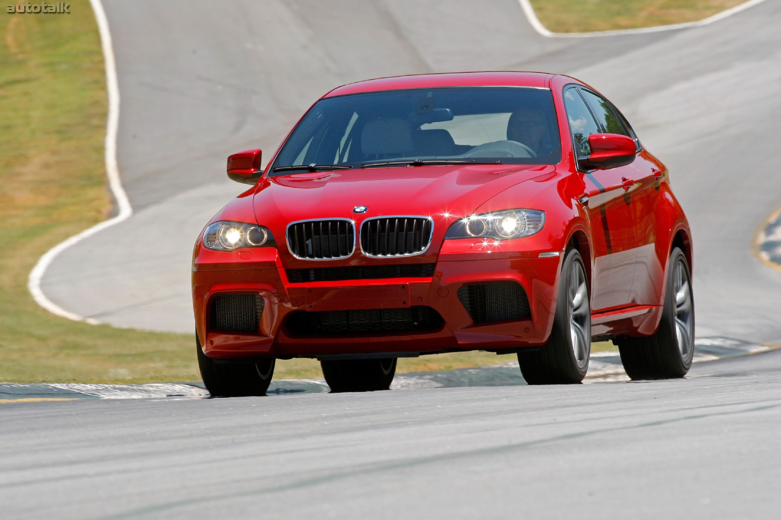 2011 BMW X6 M