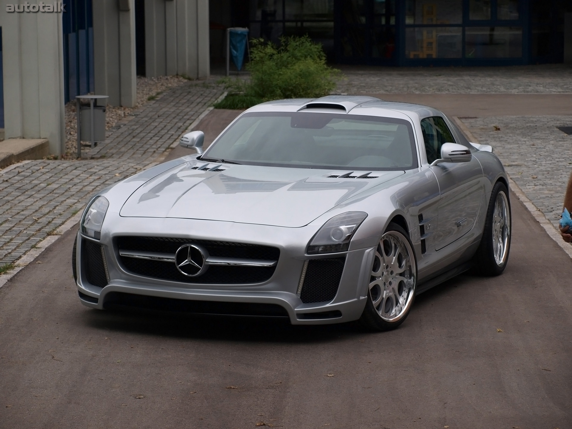 2011 FAB Design Mercedes-Benz SLS AMG