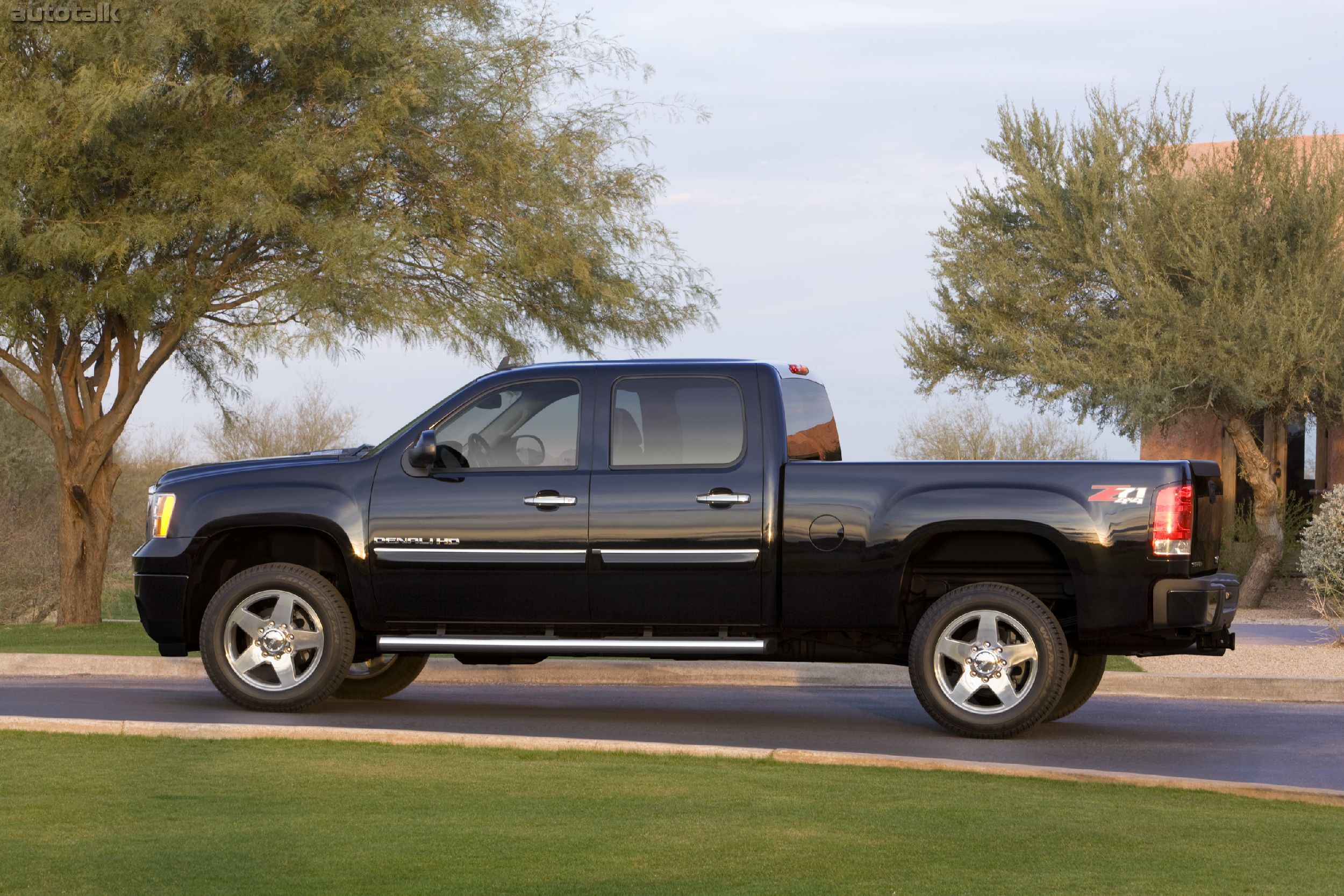 2011 GMC Sierra Denali HD