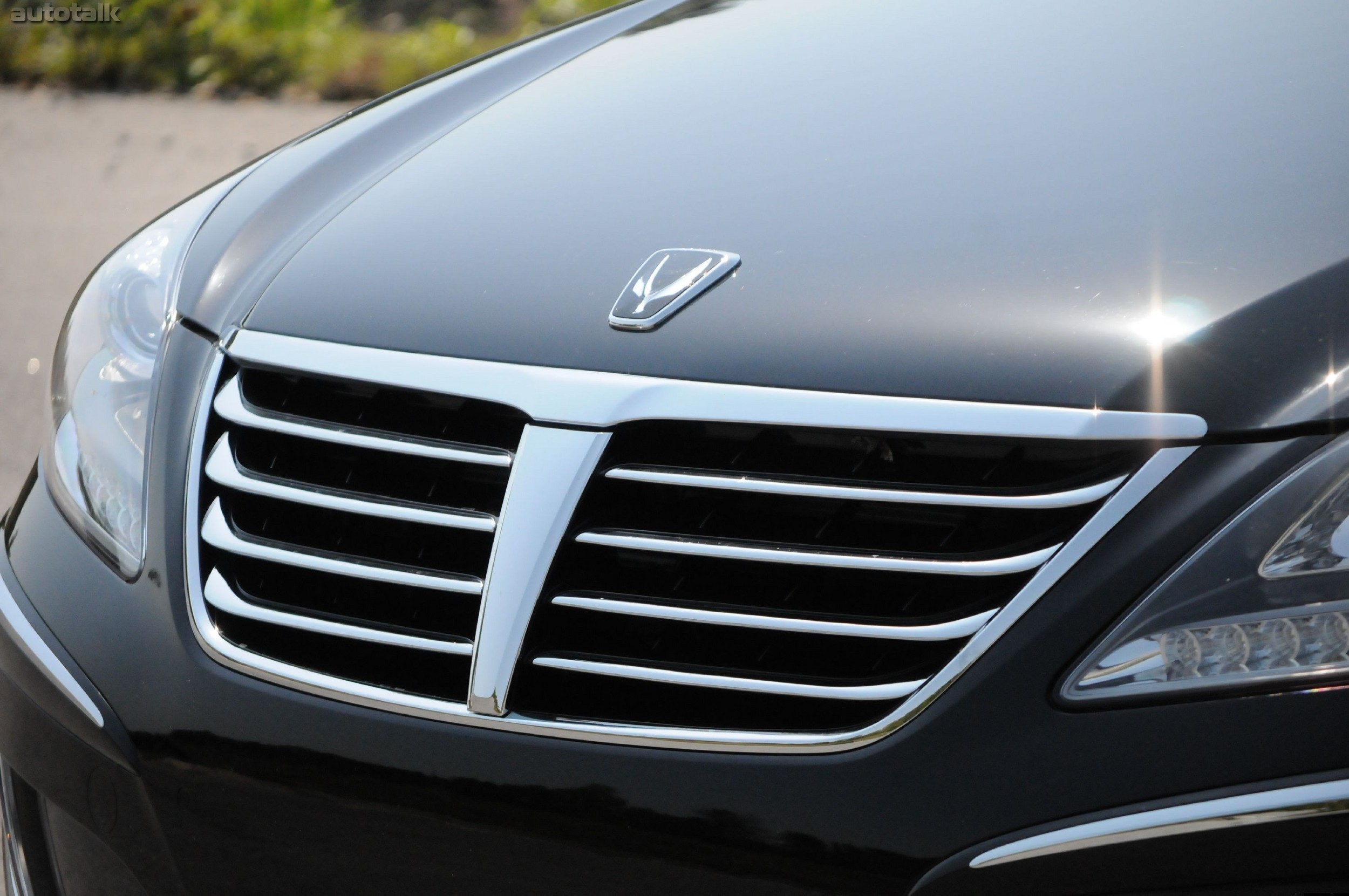 2011 Hyundai Equus Review