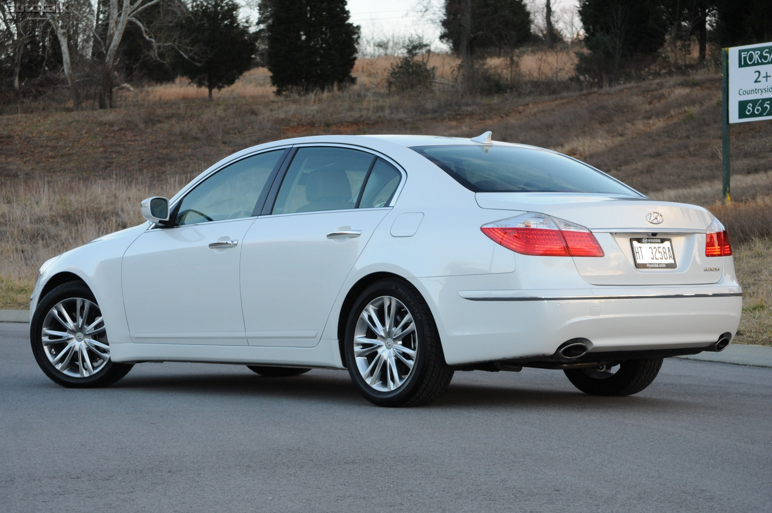 2011 Hyundai Genesis Sedan Review