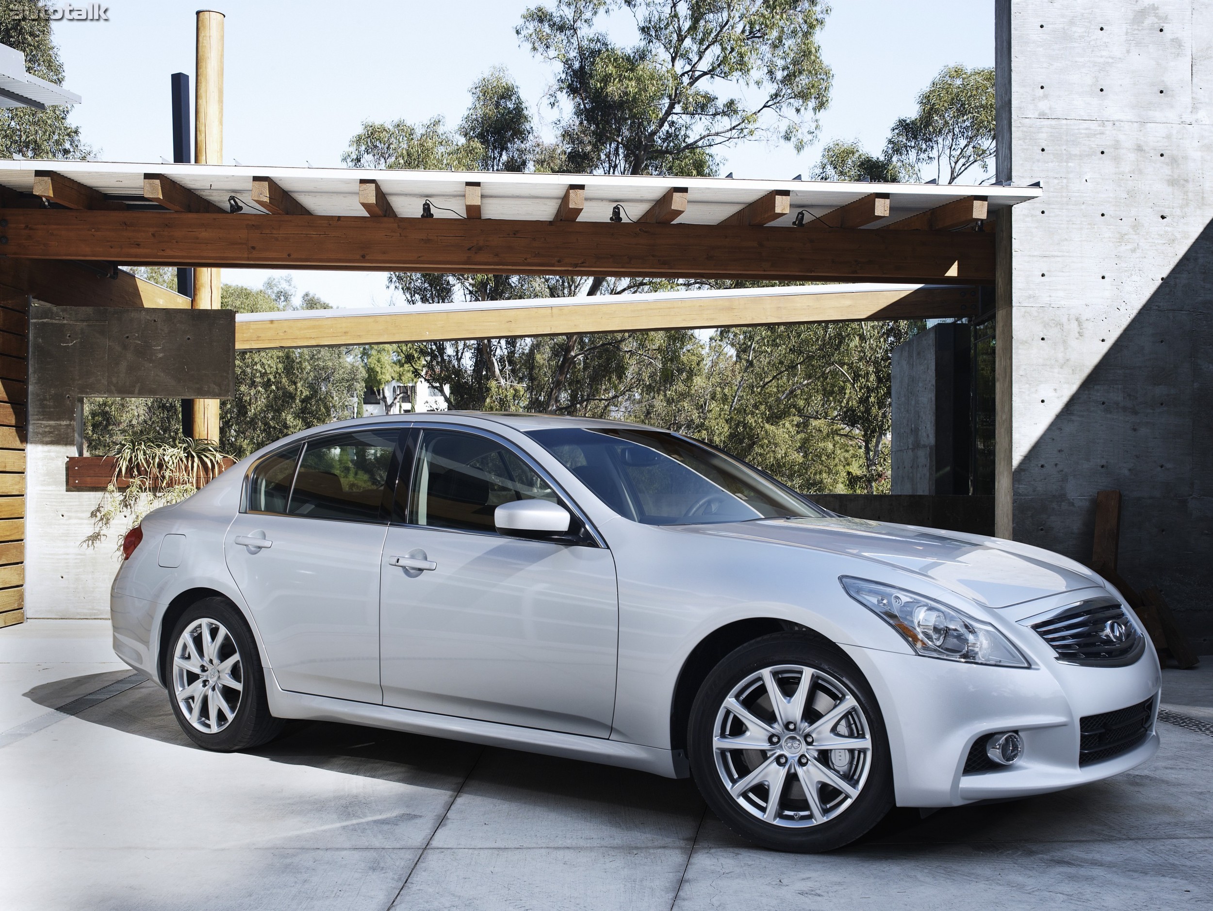 2011 Infiniti G37 Sedan