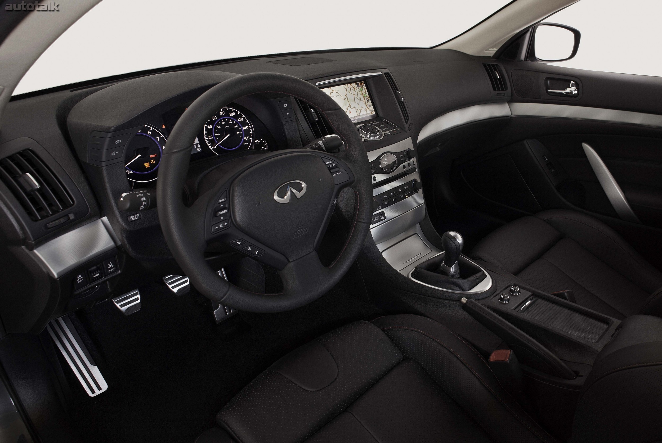 2011 Infiniti IPL G Coupe