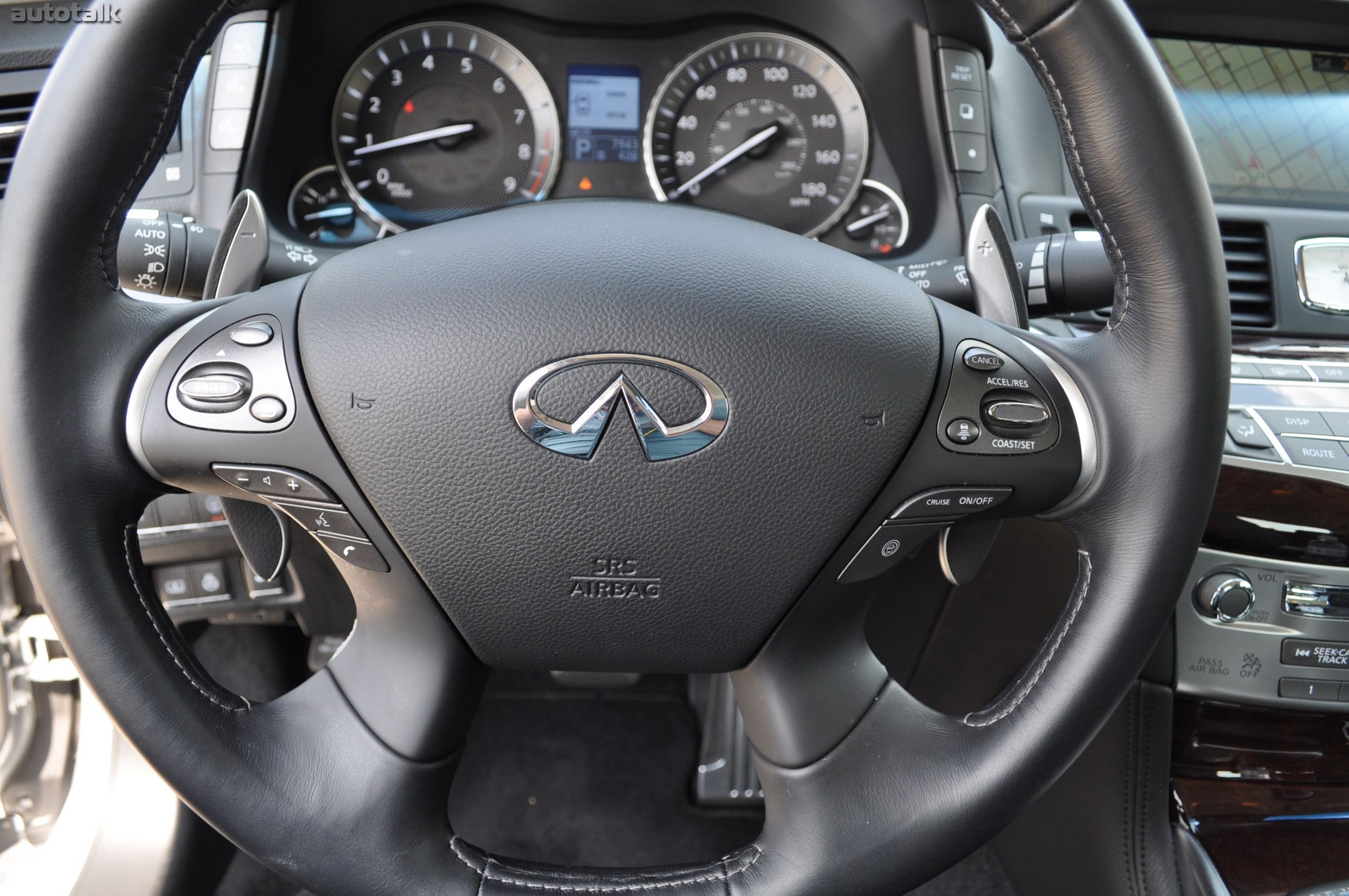 2011 Infiniti M37 Review