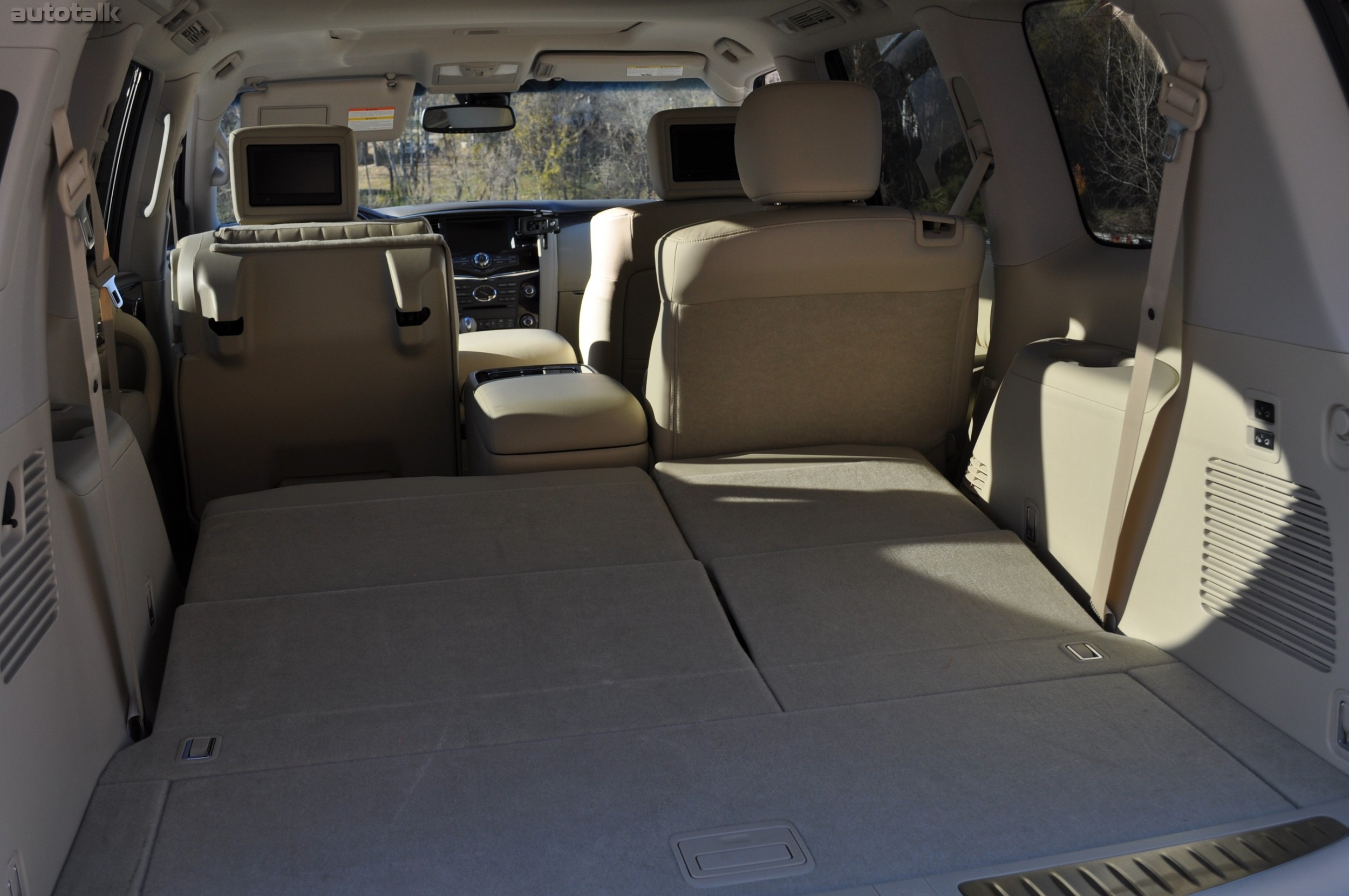 2011 Infiniti QX56 Review