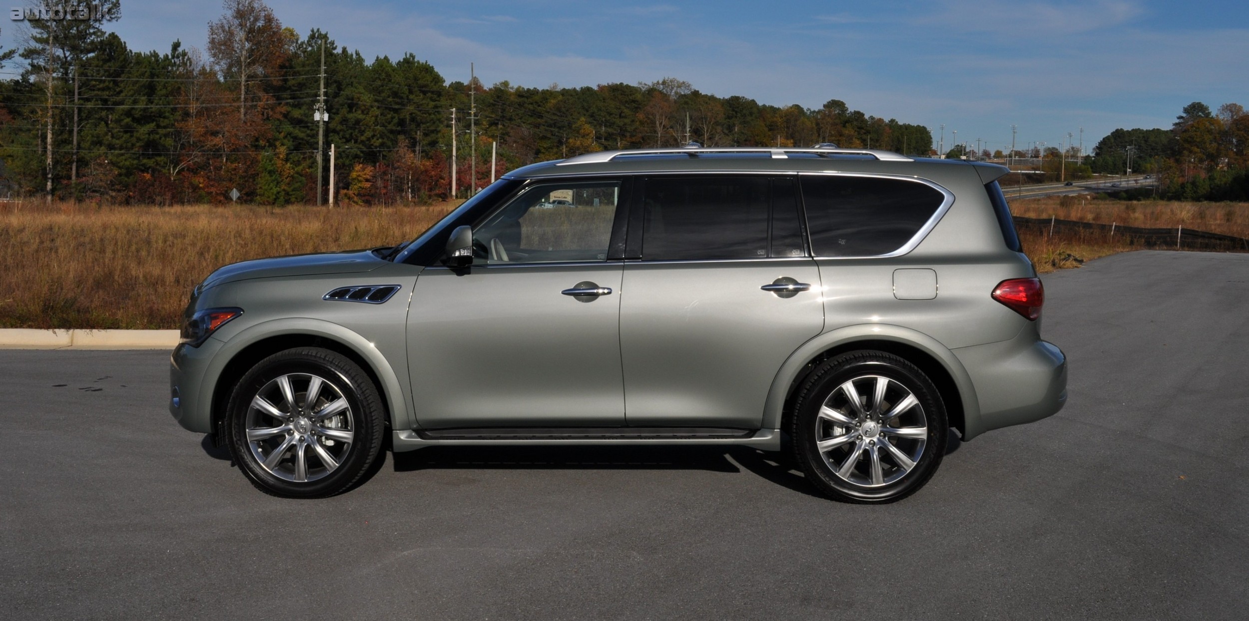 2011 Infiniti QX56 Review