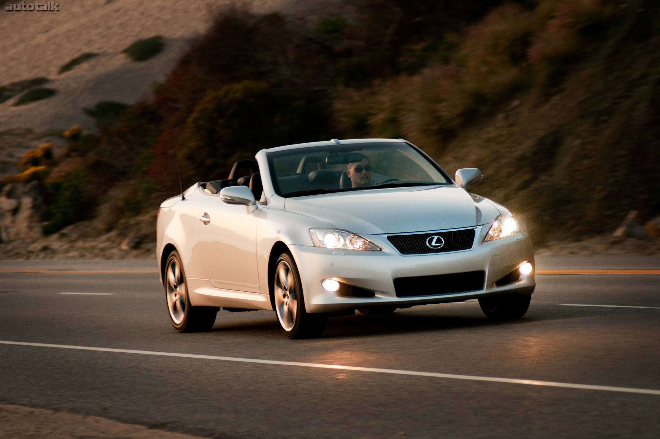 2011 Lexus IS C