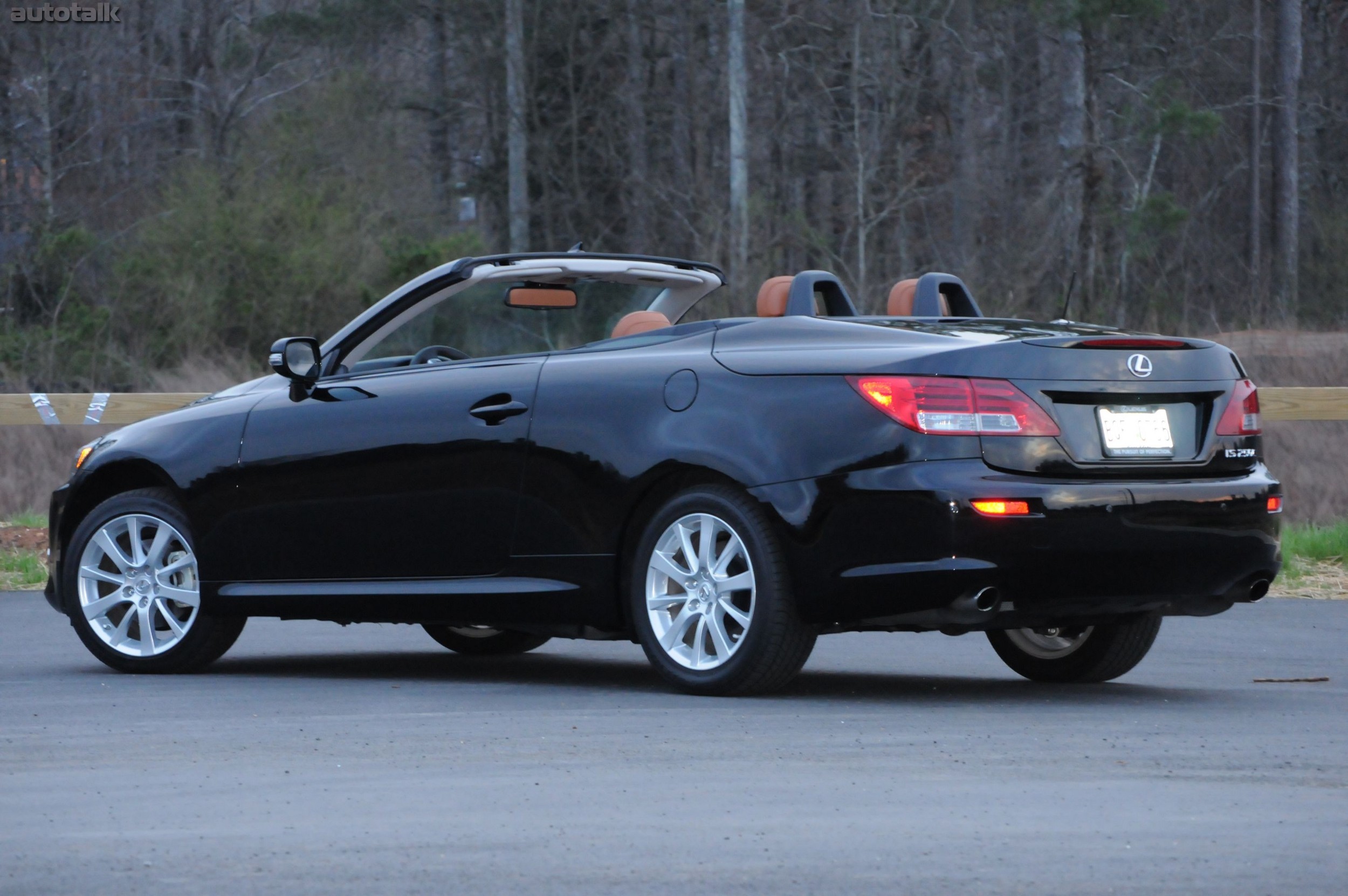 2011 Lexus IS250C Review