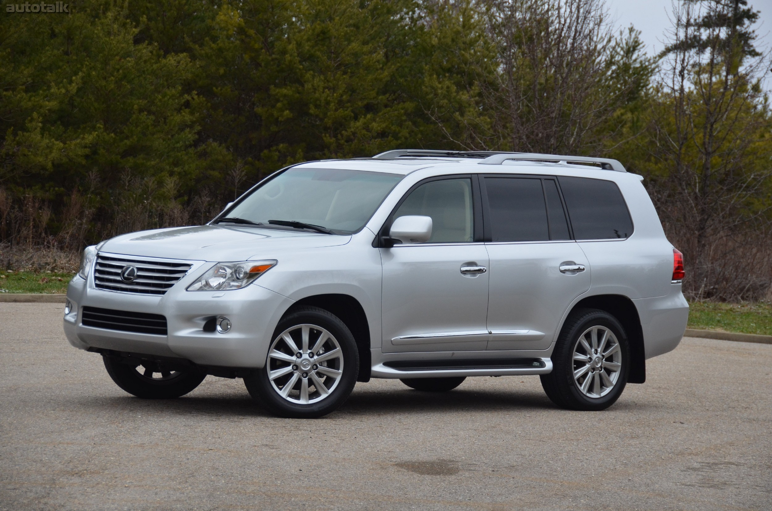 2011 Lexus LX 570 Review