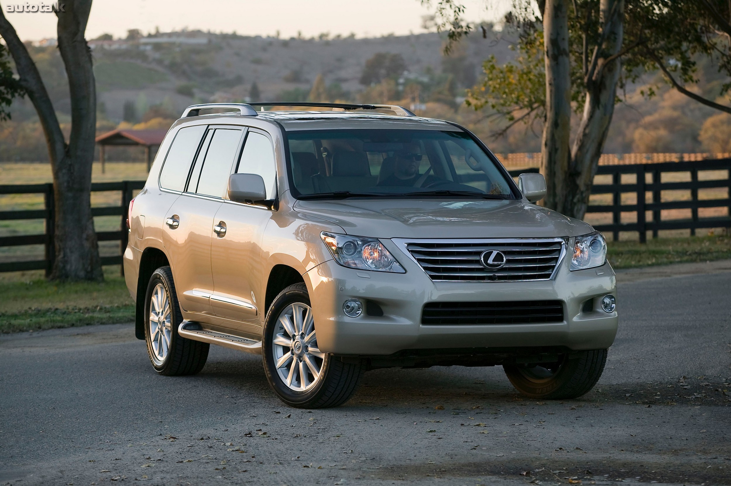 2011 Lexus LX 570