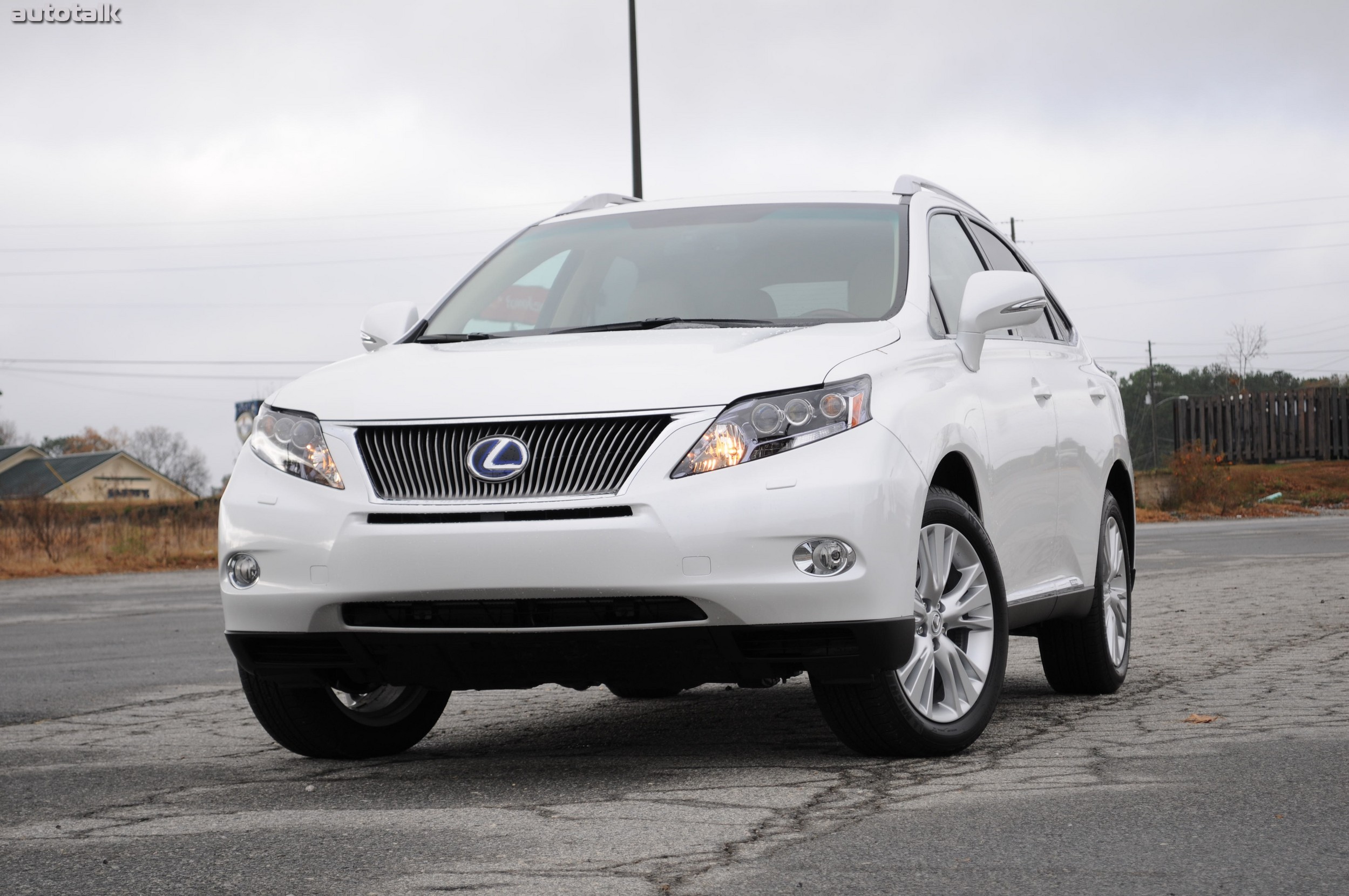 2011 Lexus RX450h Review