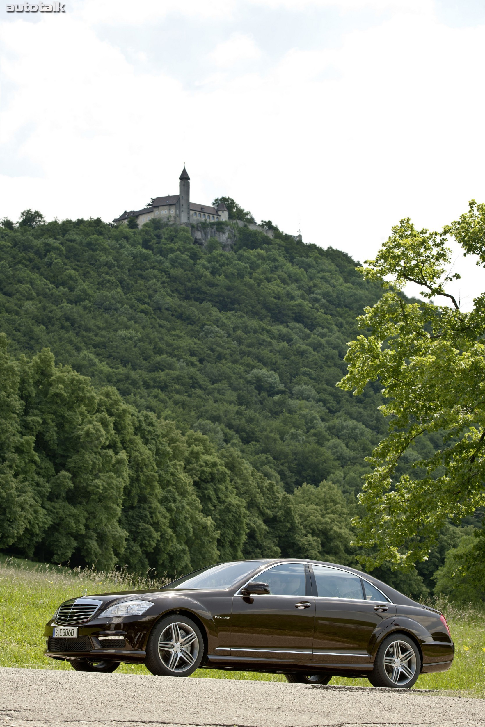 2011 Mercedes-Benz S63 AMG